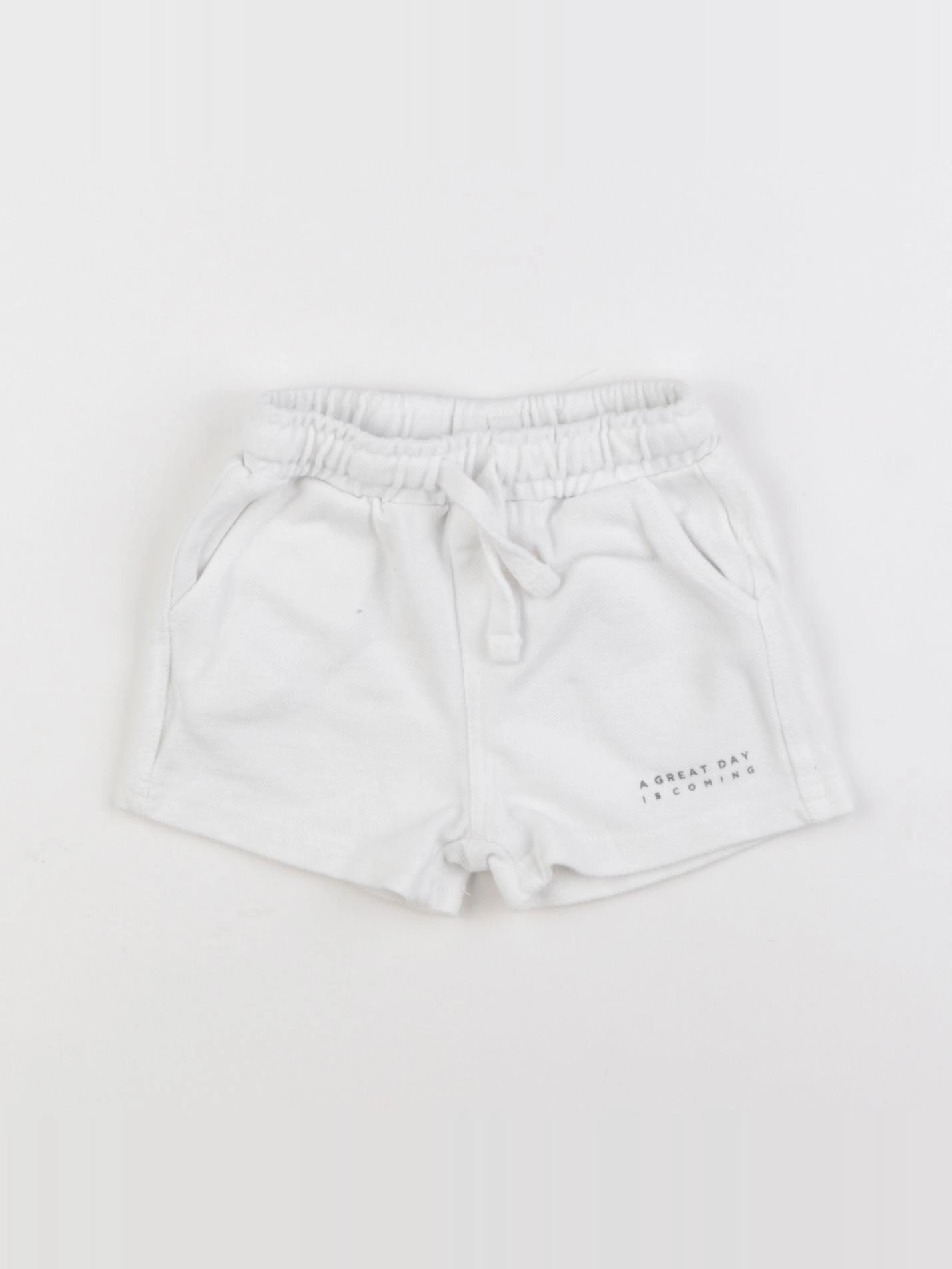 Zara - short blanc - 6/9 mois