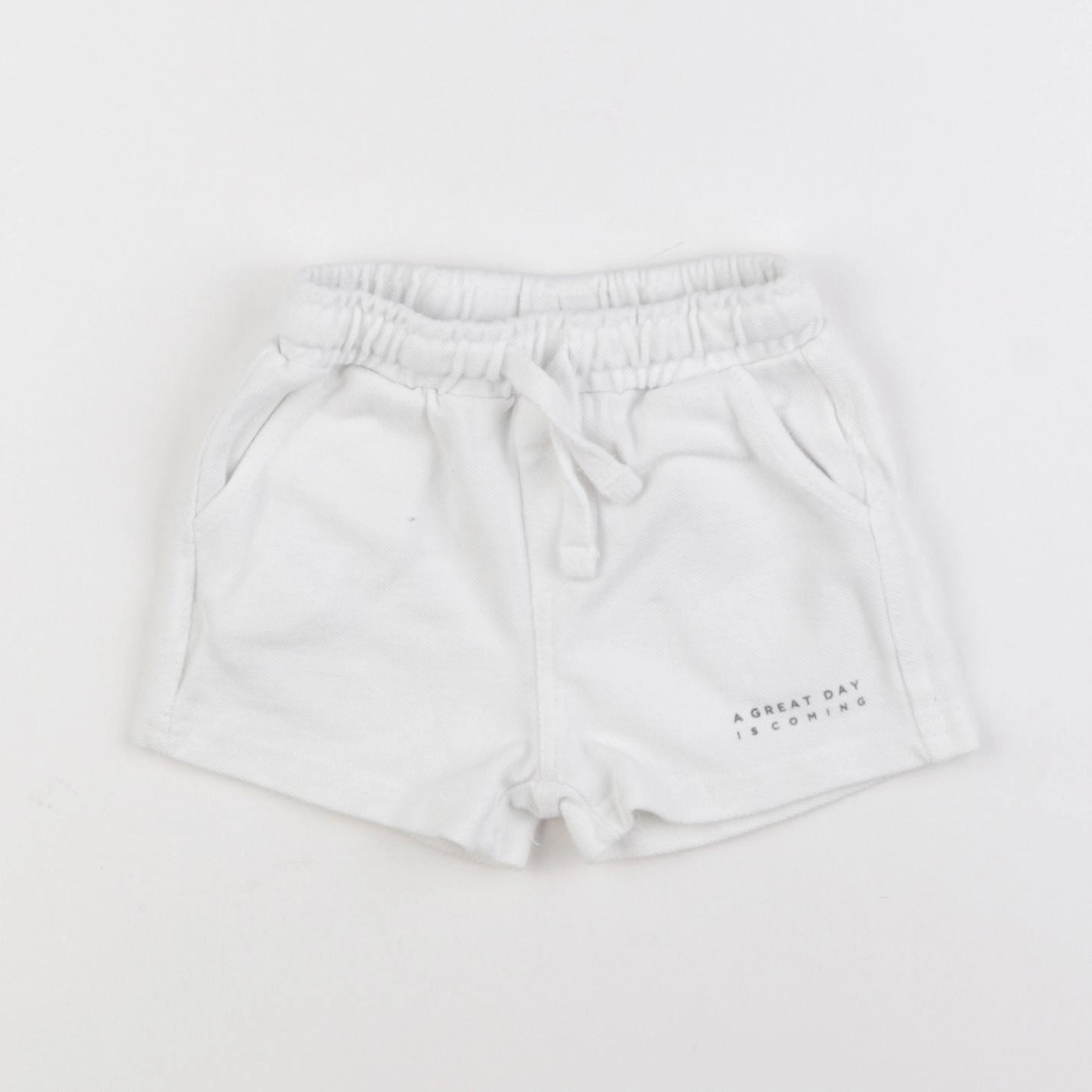 Zara - short blanc - 6/9 mois