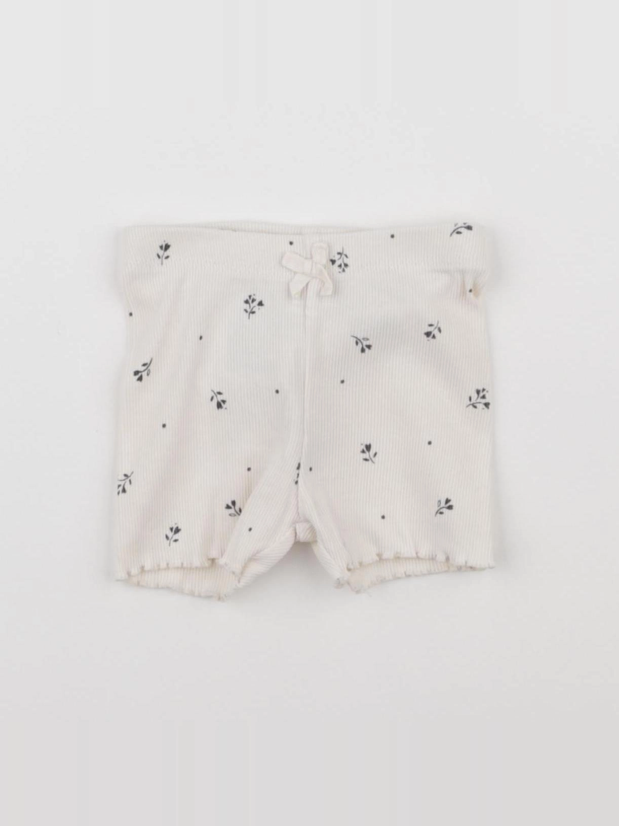 H&M - short beige - 3 mois