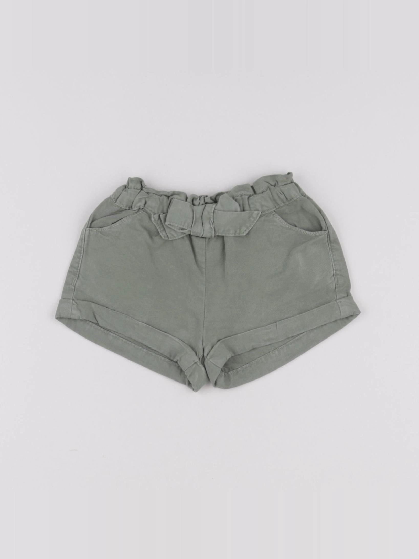 Tape à l'oeil - short vert - 6 mois