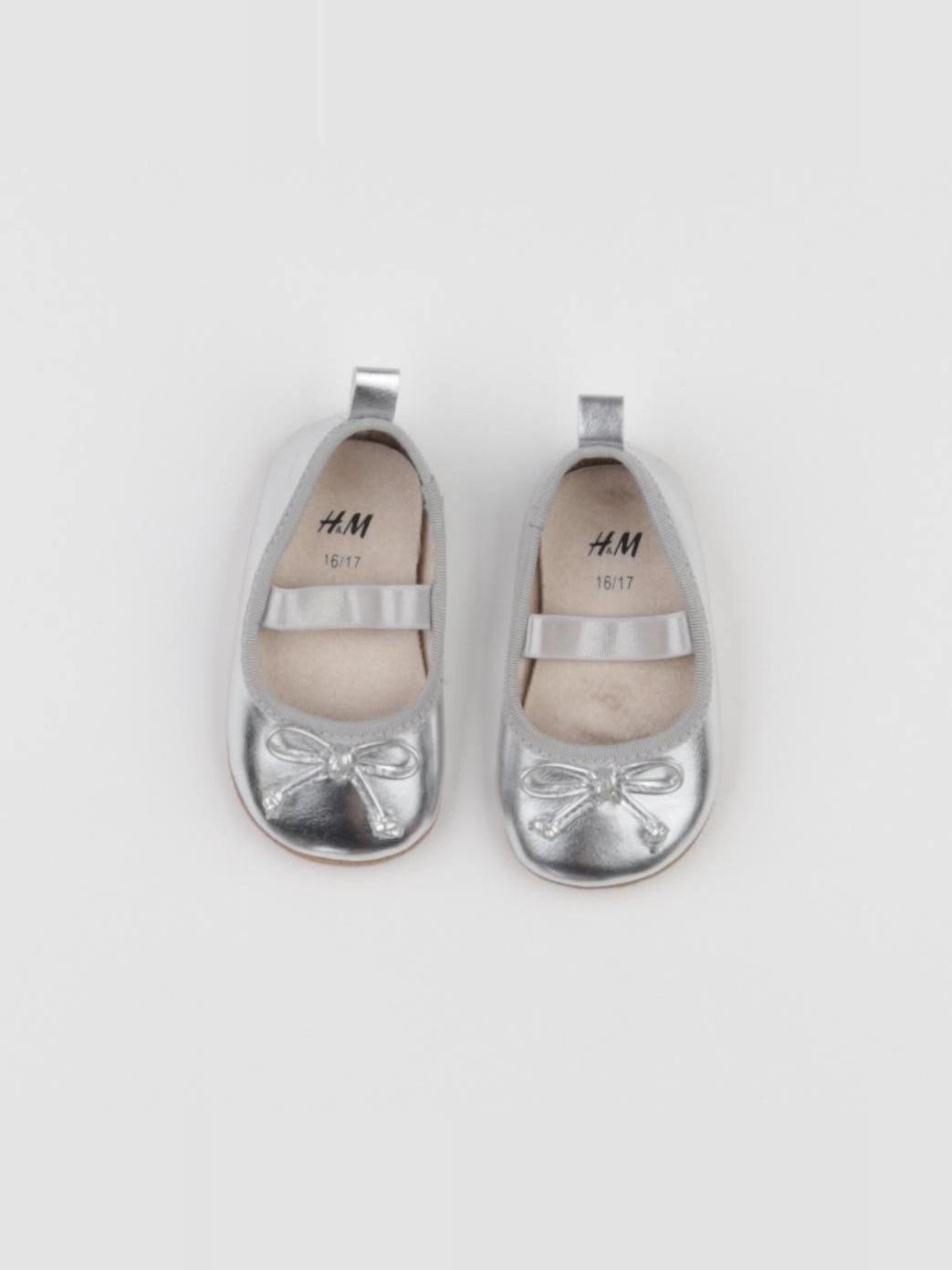 H&M - chaussons argent - pointure 16/17