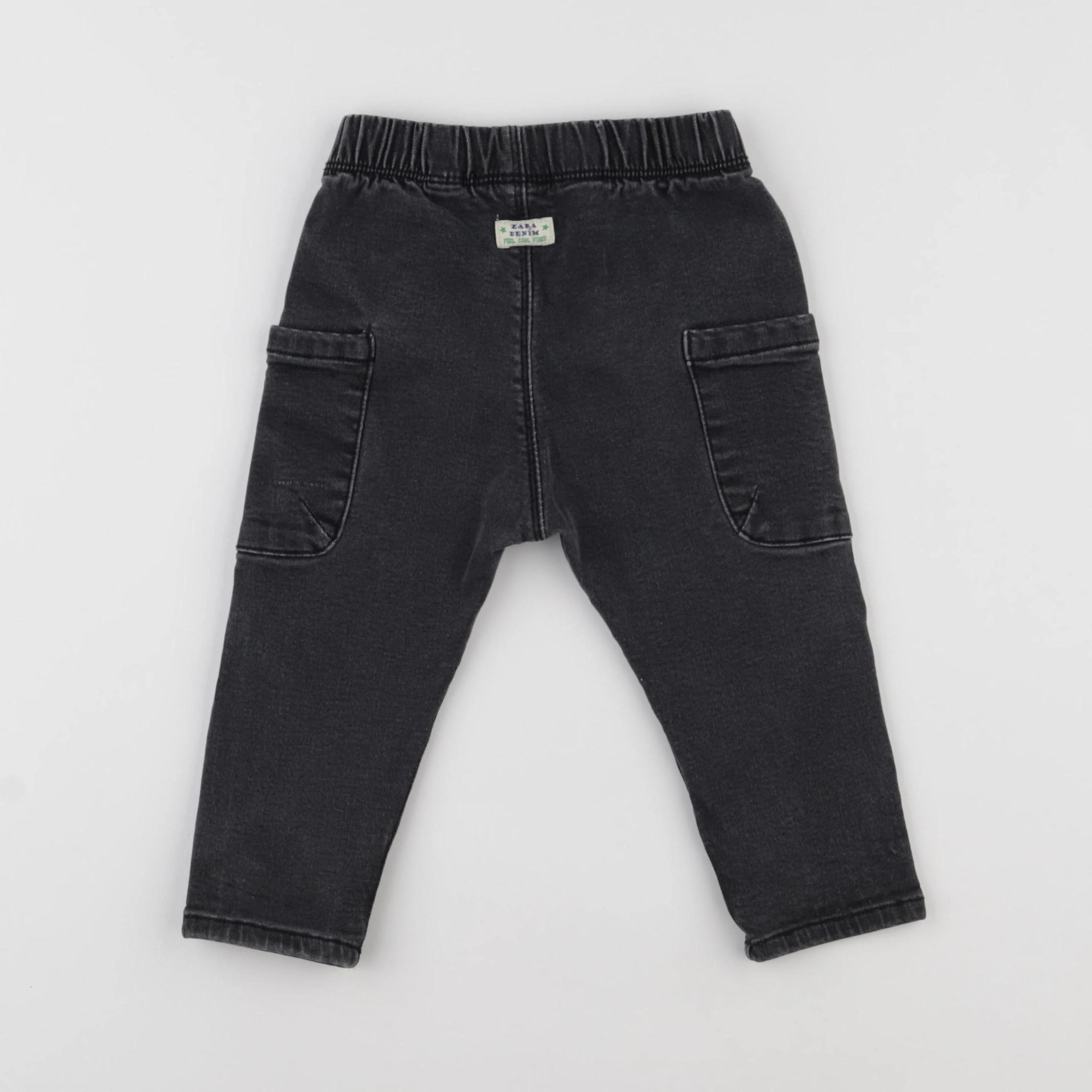 Zara - jean noir - 12/18 mois