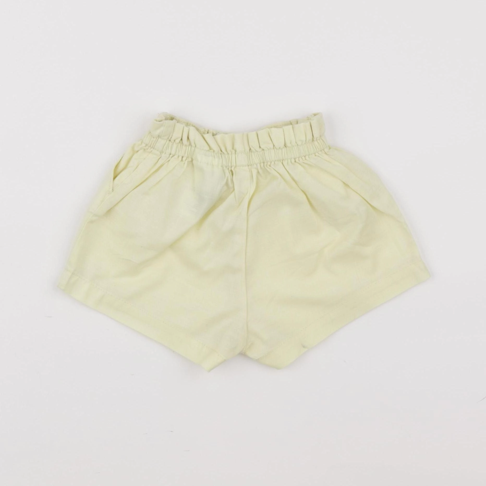 H&M - short jaune - 6/9 mois