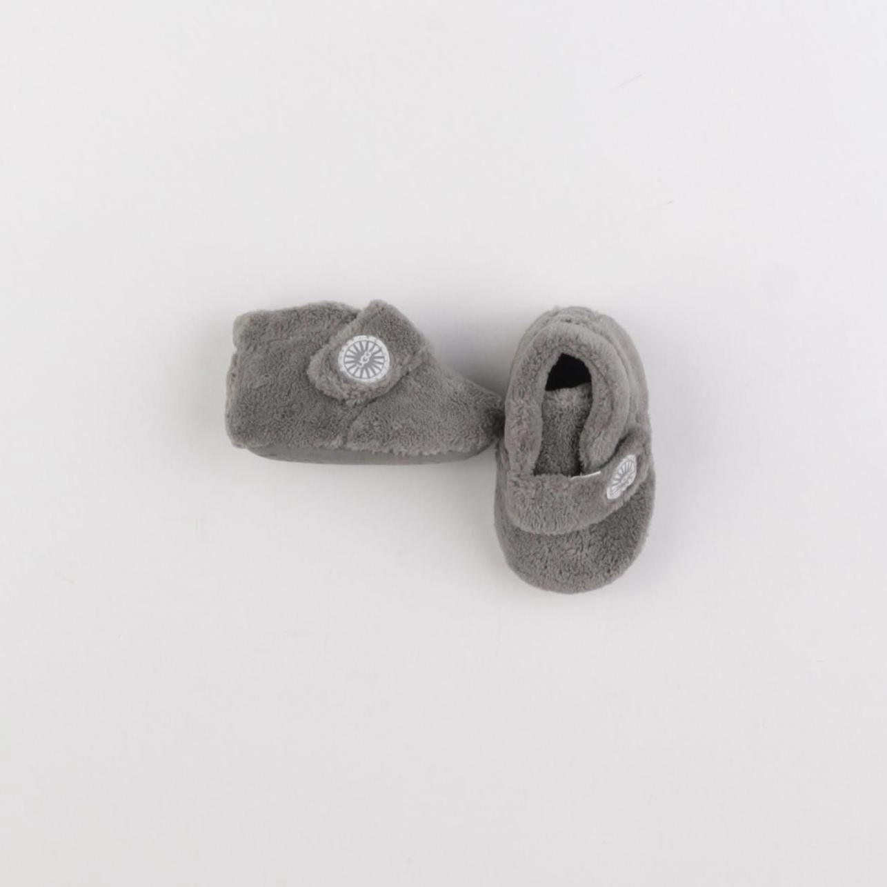 UGG - chaussons gris - pointure 16