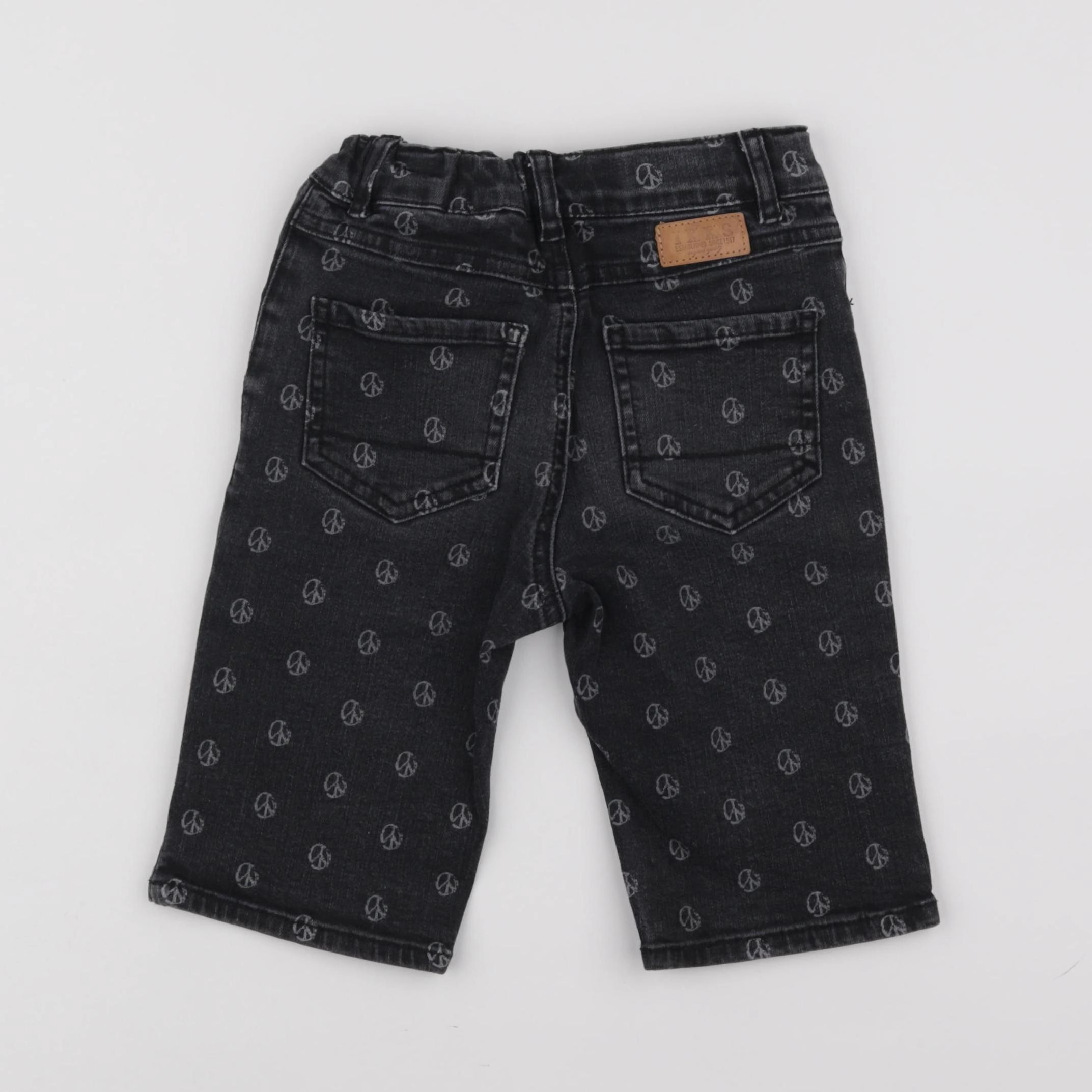 IKKS - short gris - 8 ans