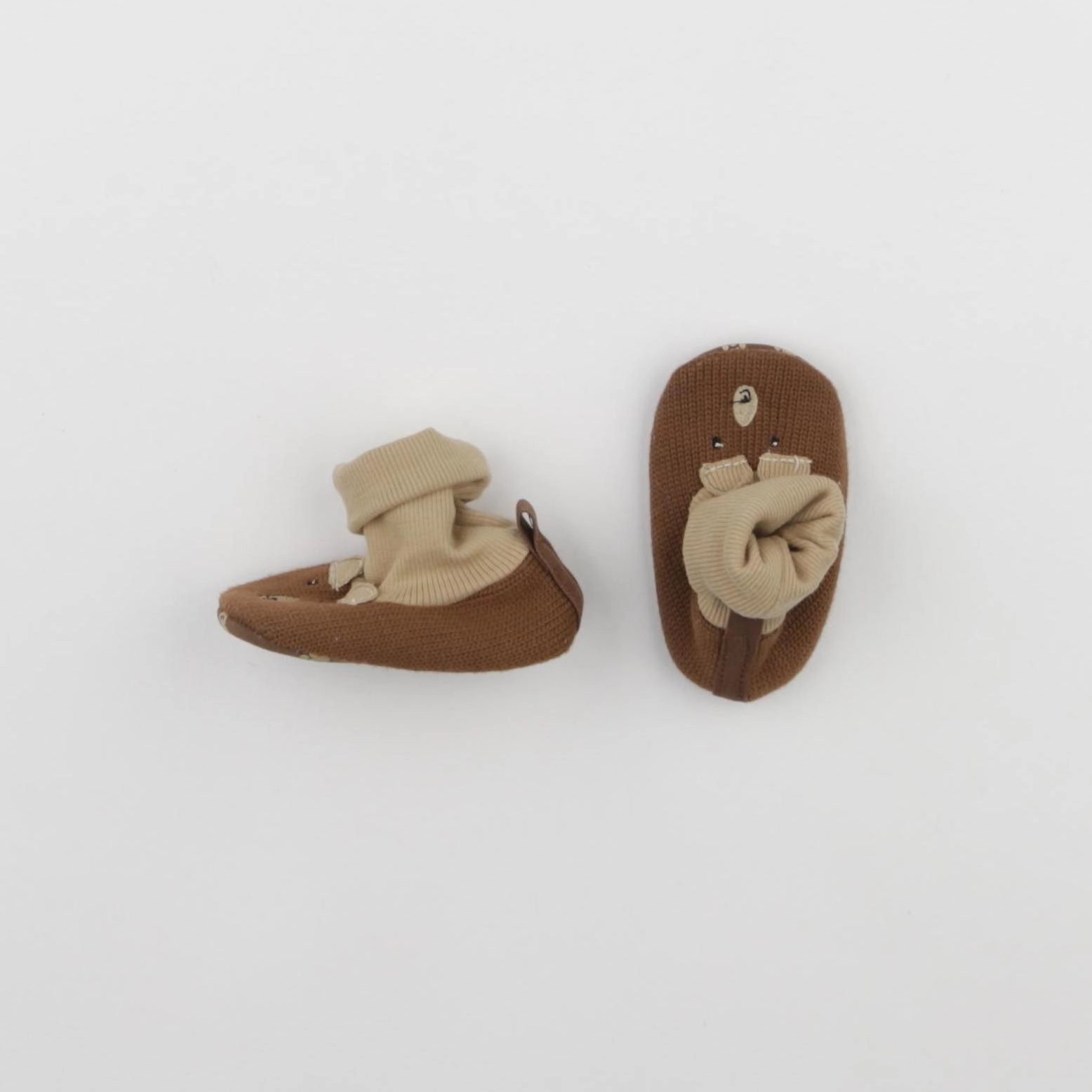 Vertbaudet - chaussons marron - pointure 19