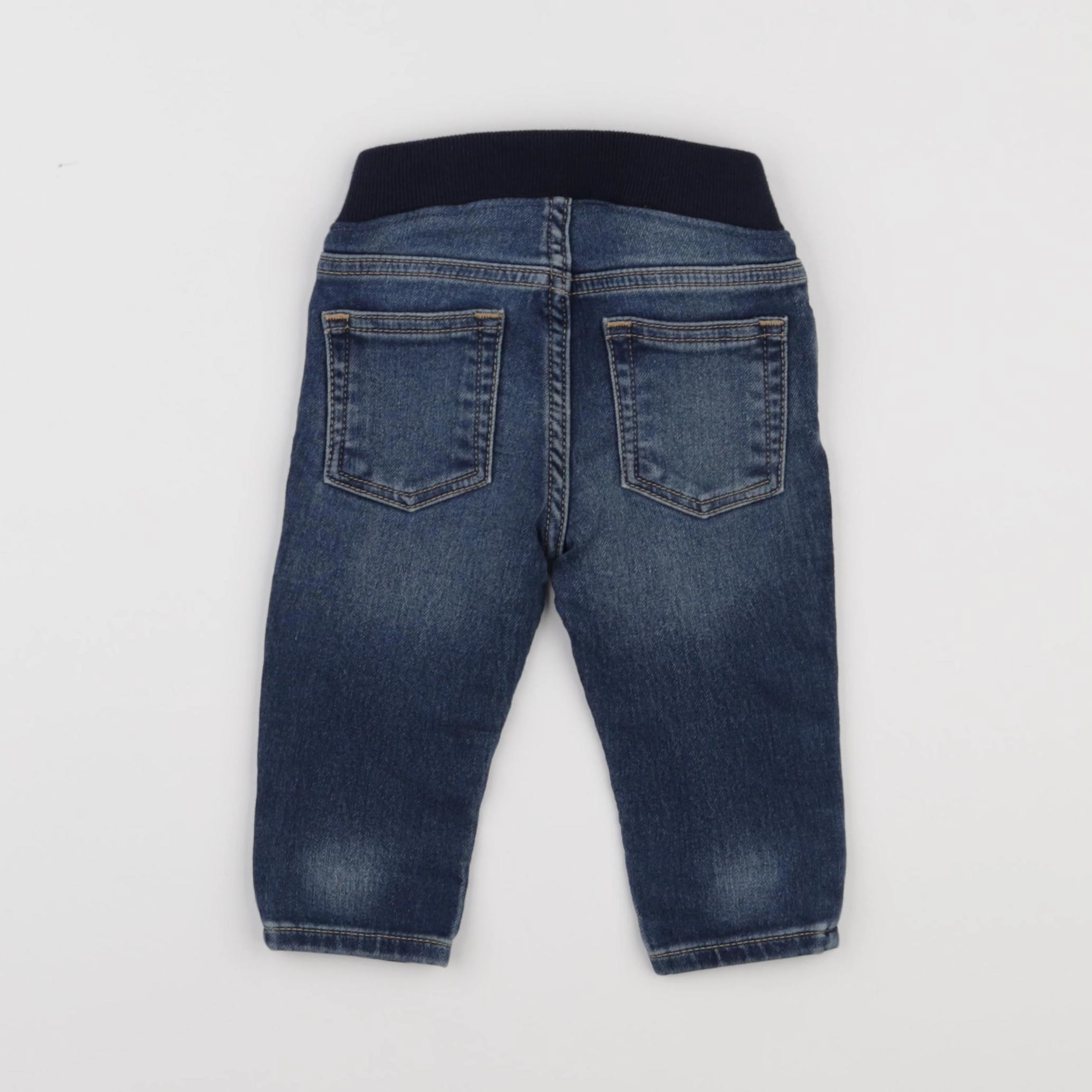 GAP - jean bleu - 3/6 mois