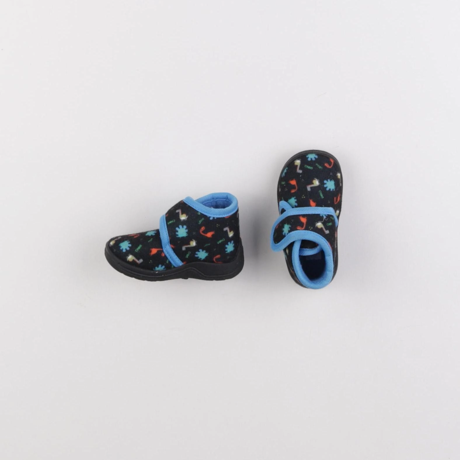 Vertbaudet - chaussons multicolore - pointure 19