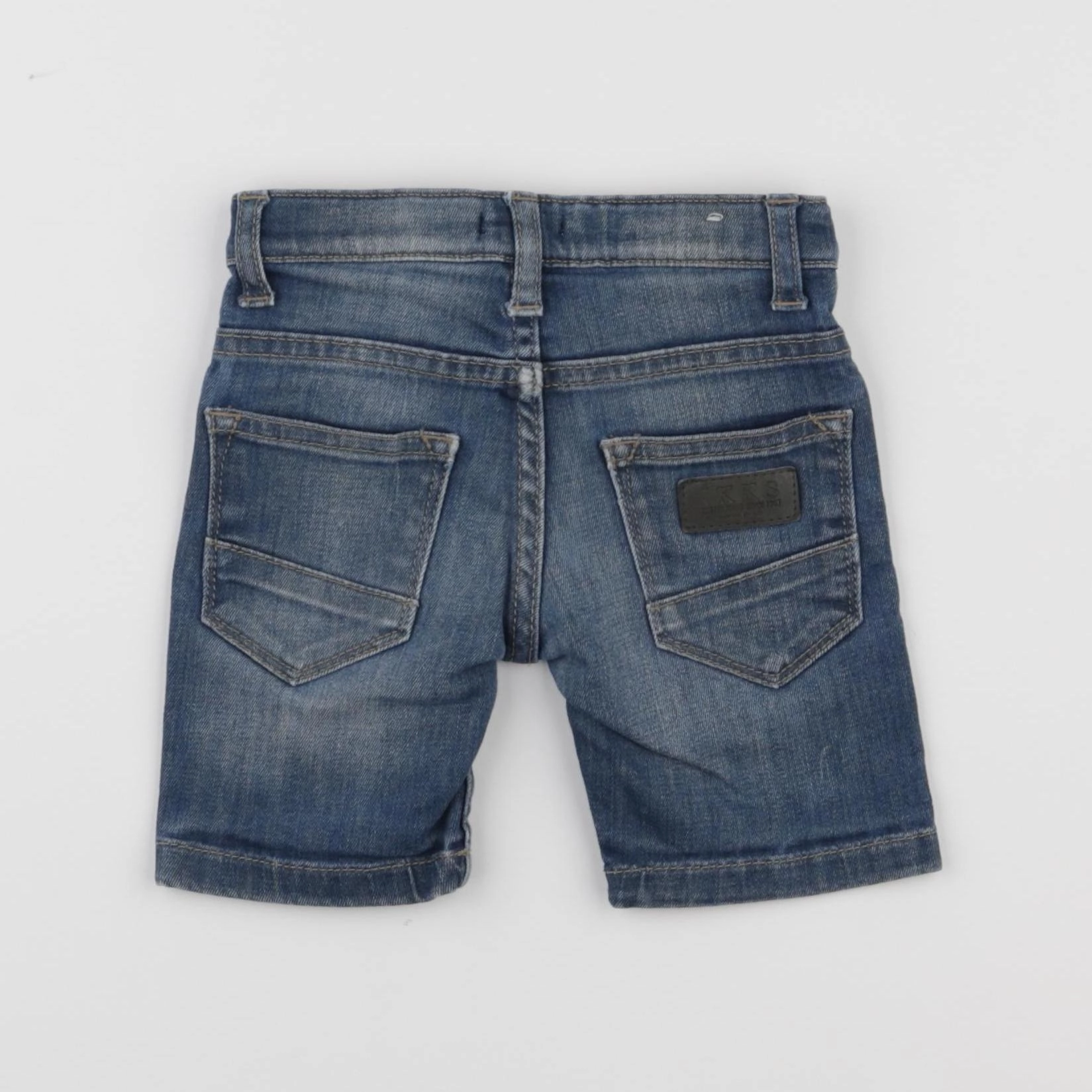 IKKS - short bleu - 2 ans