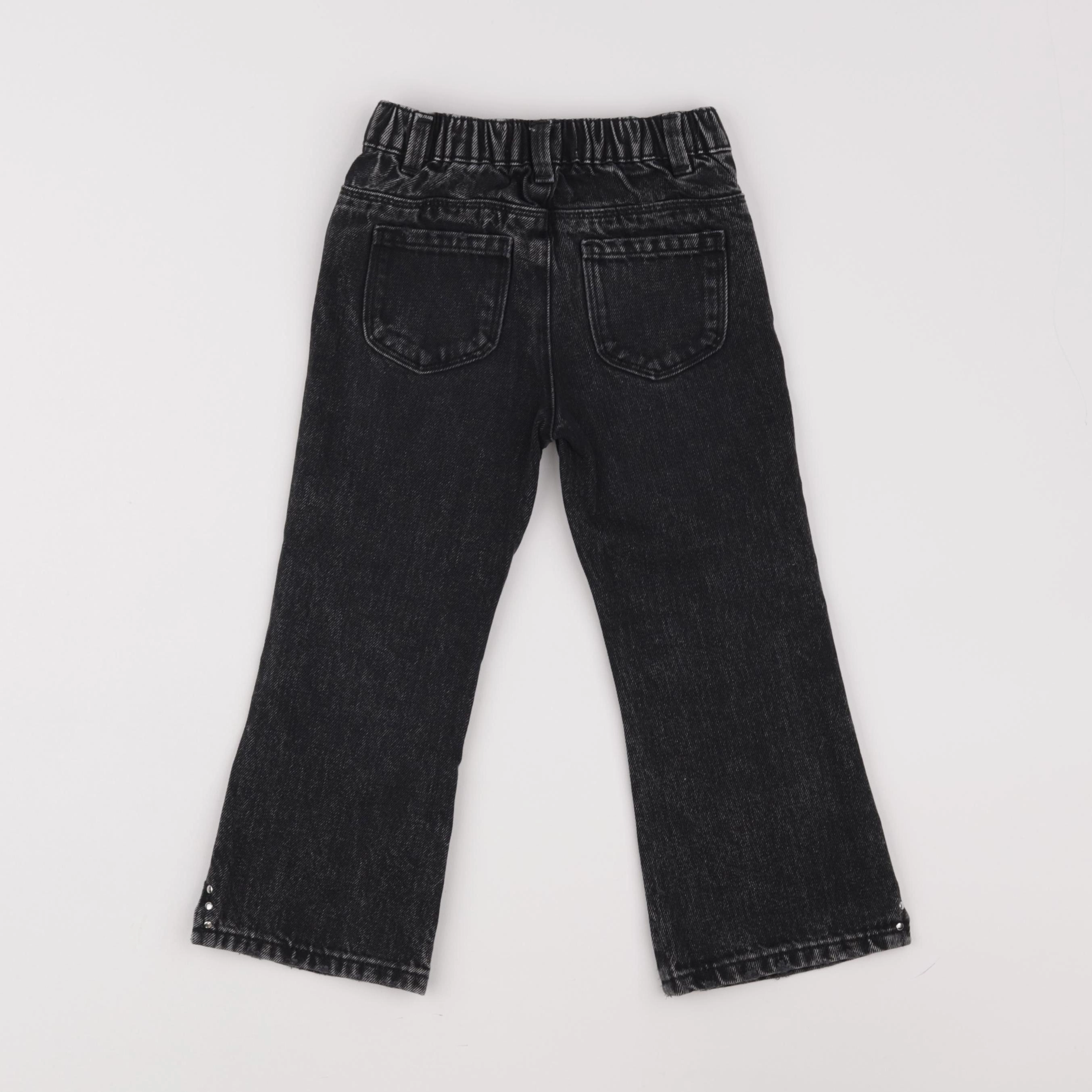 Zara - jean noir - 4 ans
