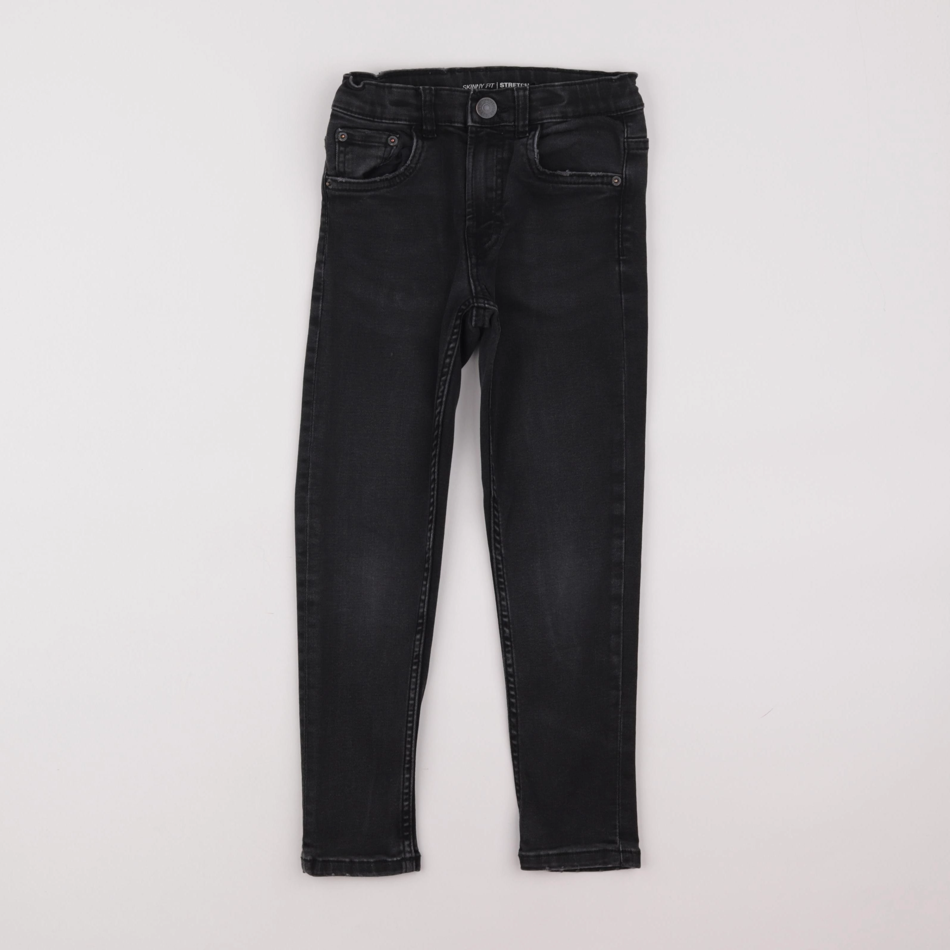 Zara - jean gris - 7 ans