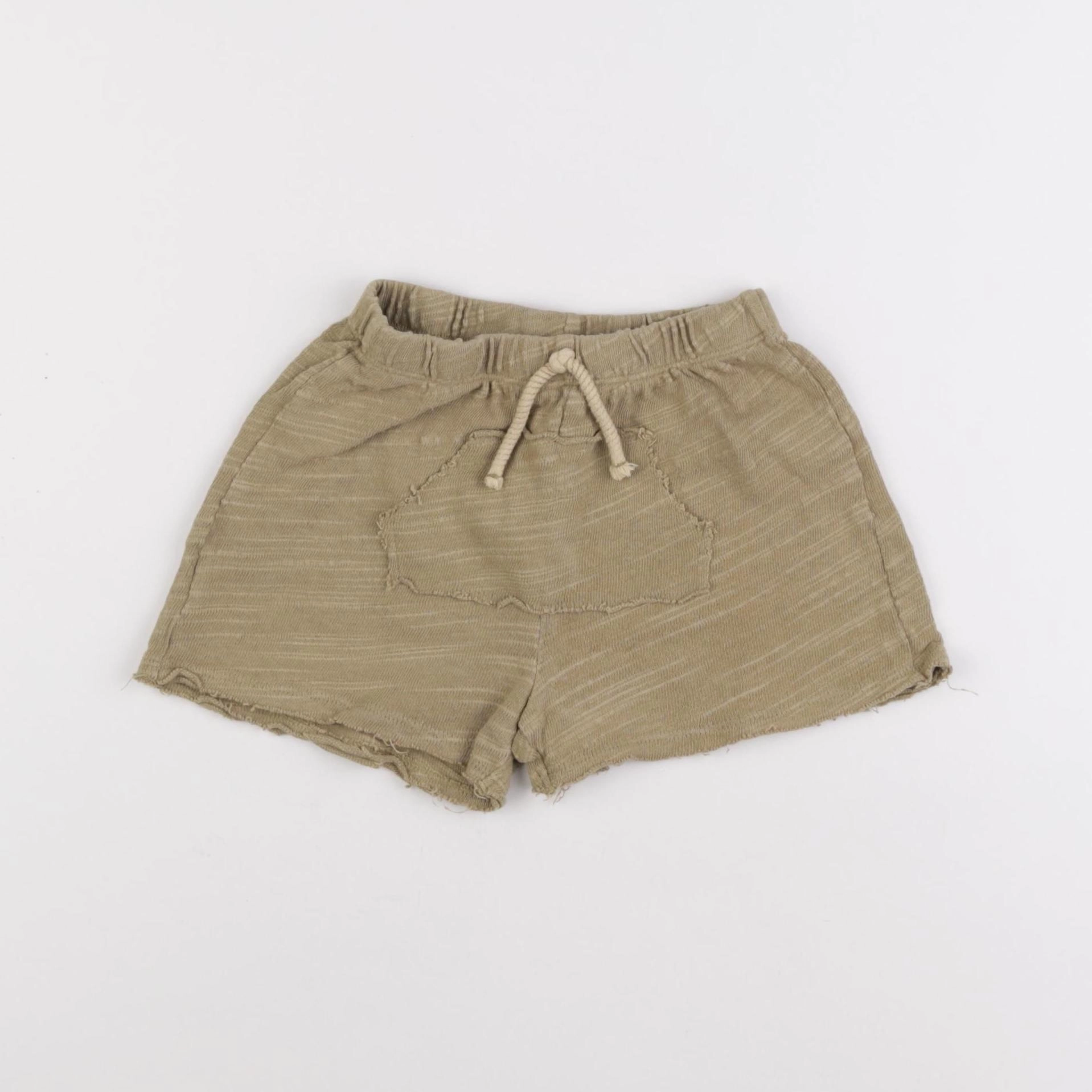 Play Up - short vert - 18 mois