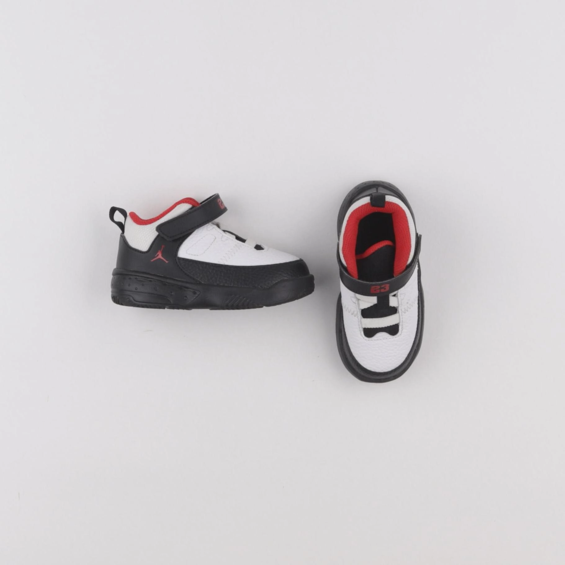 Nike - baskets - pointure 23.5