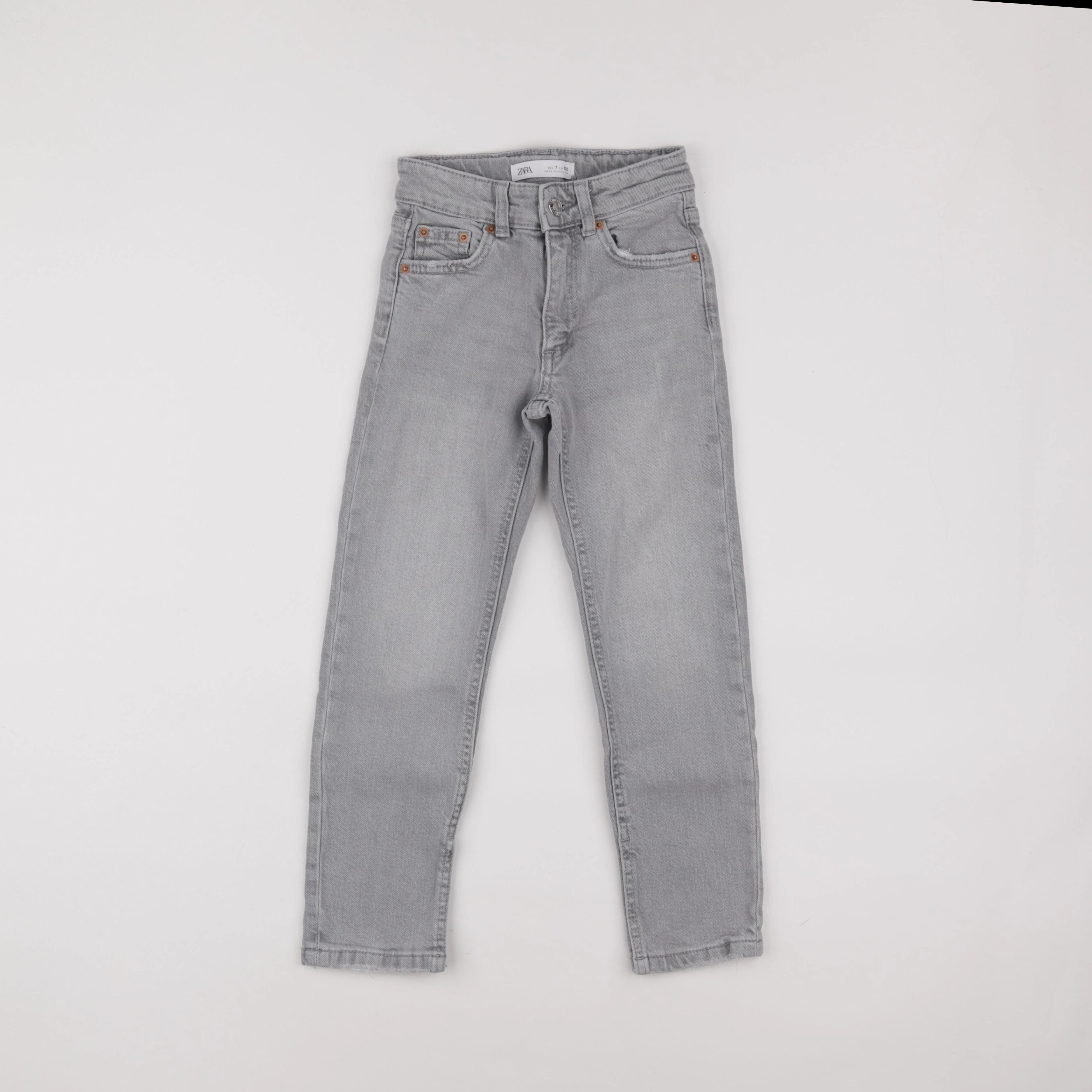 Zara - jean gris - 7 ans