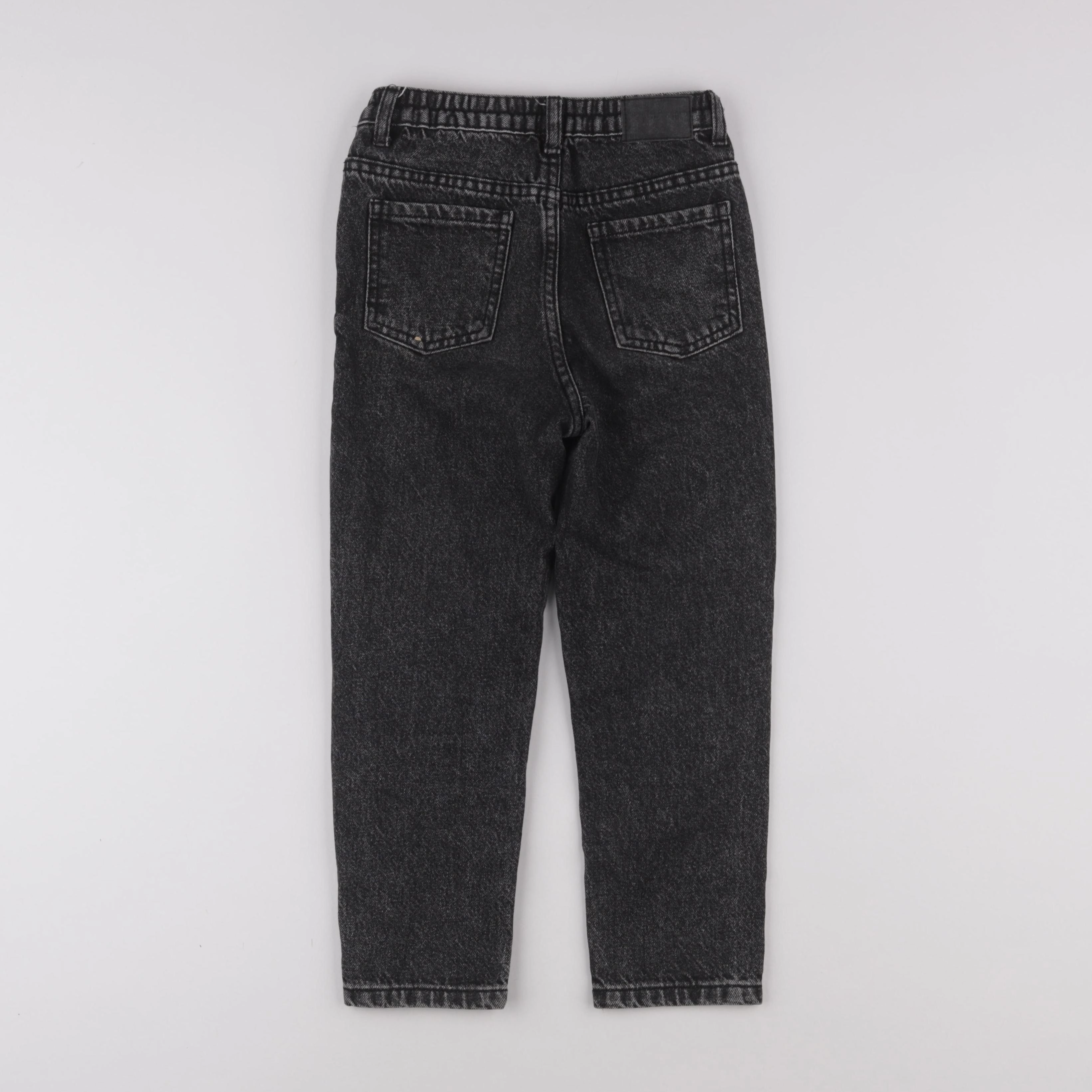 Zara - jean noir - 7 ans