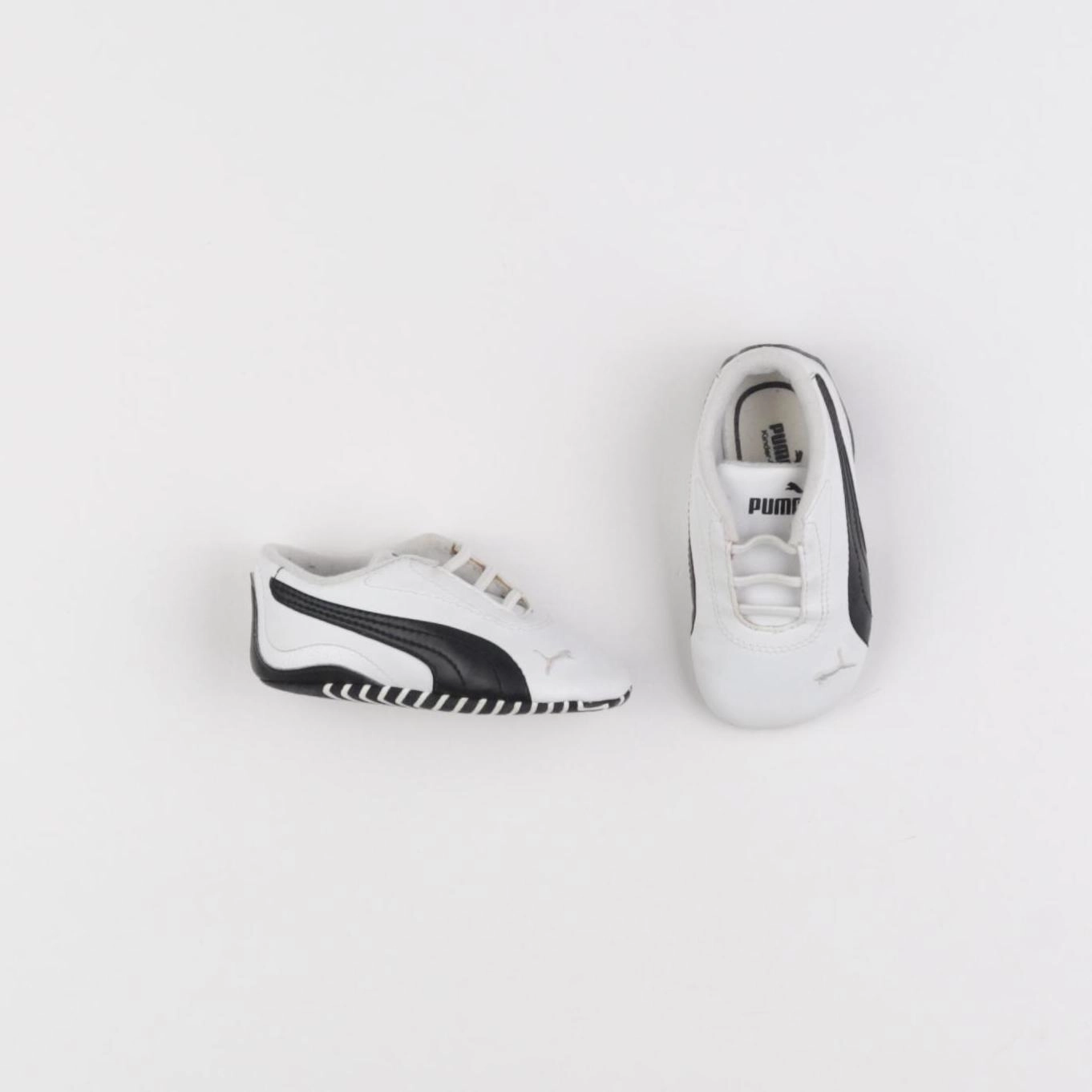 Puma - chaussons blanc - pointure 19