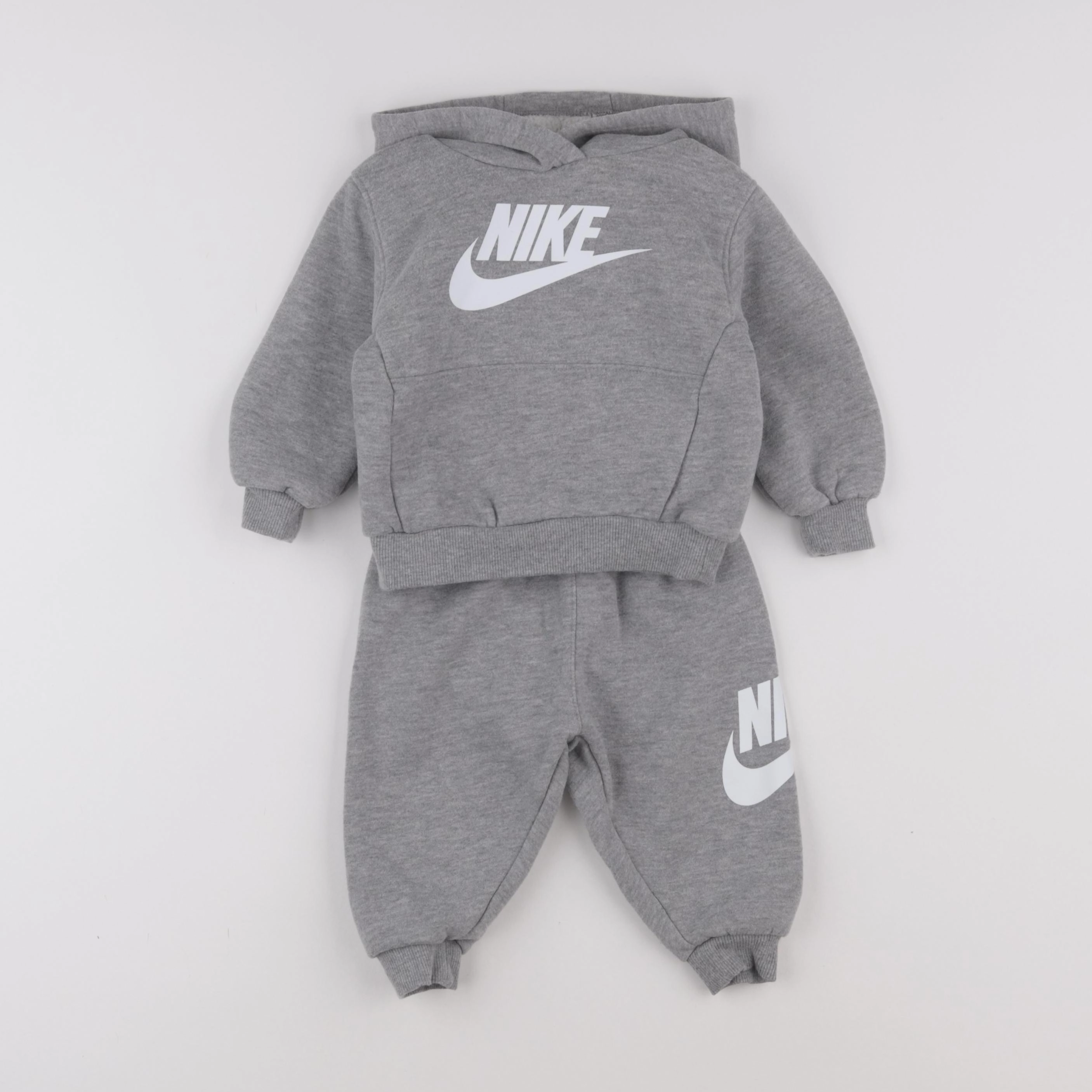 Nike - ensemble gris - 12 mois