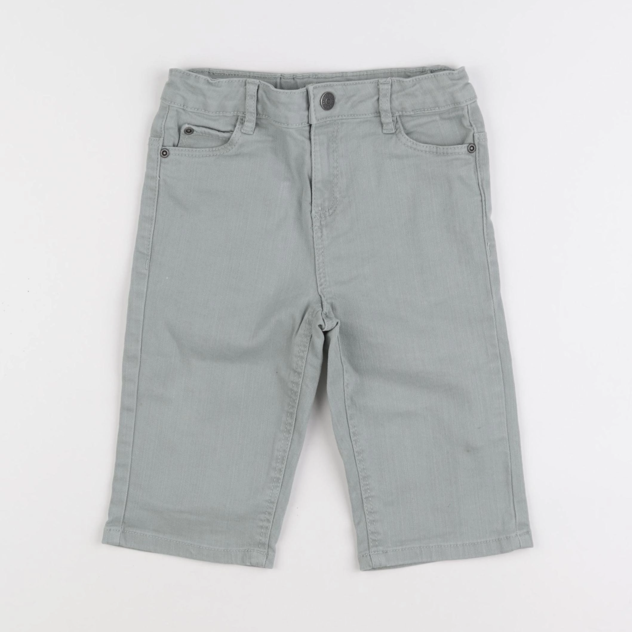 Vertbaudet - short vert - 8 ans