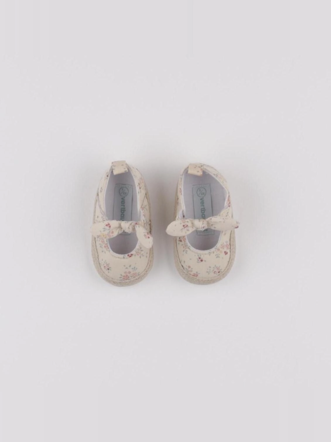 Vertbaudet - chaussons beige - 3/6 mois