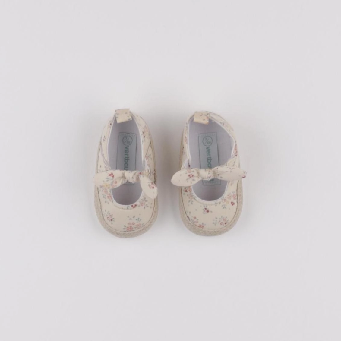Vertbaudet - chaussons beige - 3/6 mois