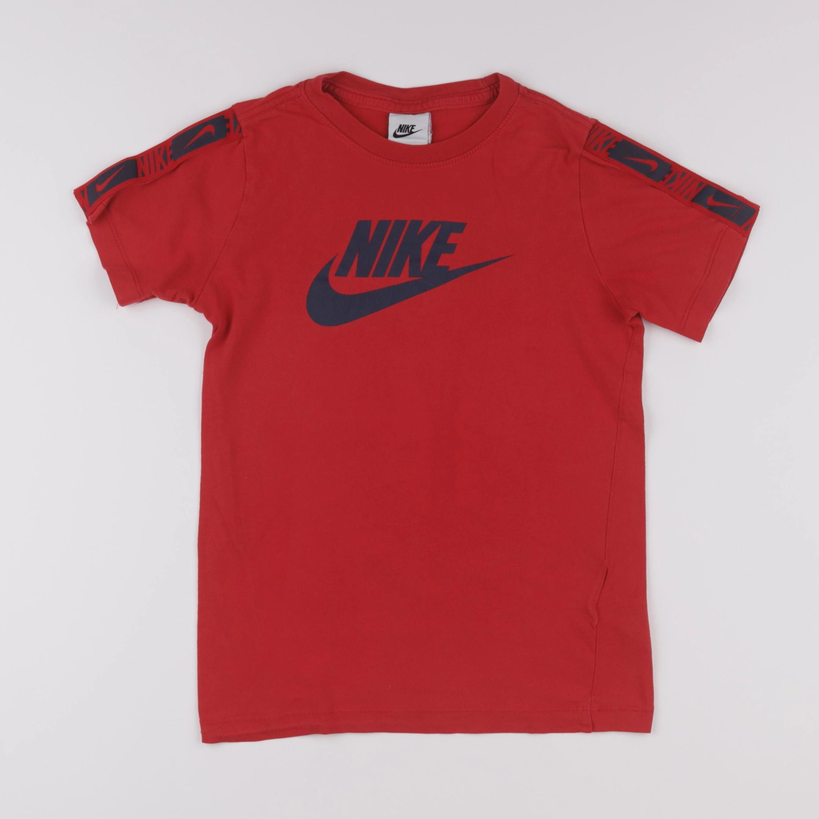 Nike - tee-shirt rouge - 8 ans