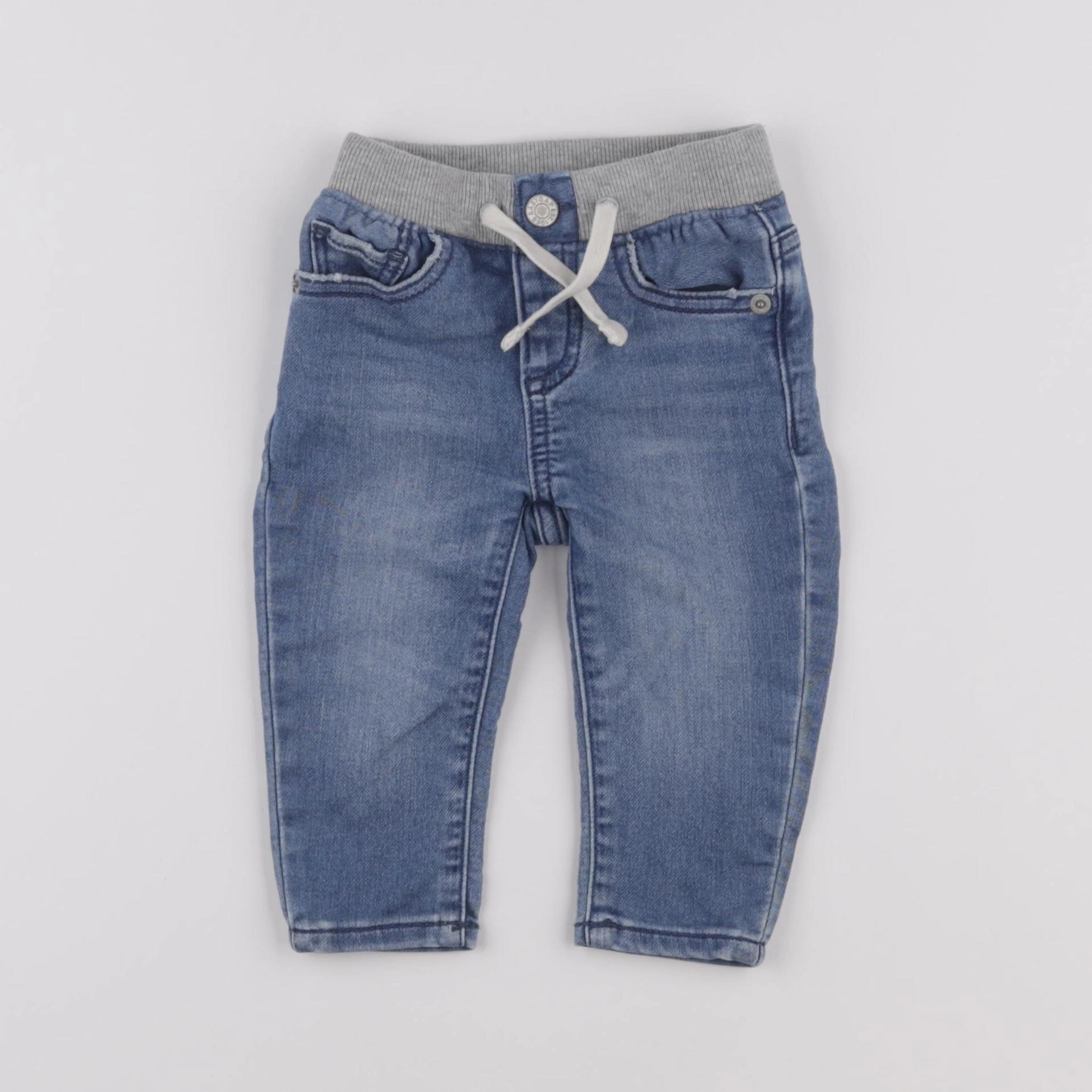 GAP - jean bleu - 3/6 mois