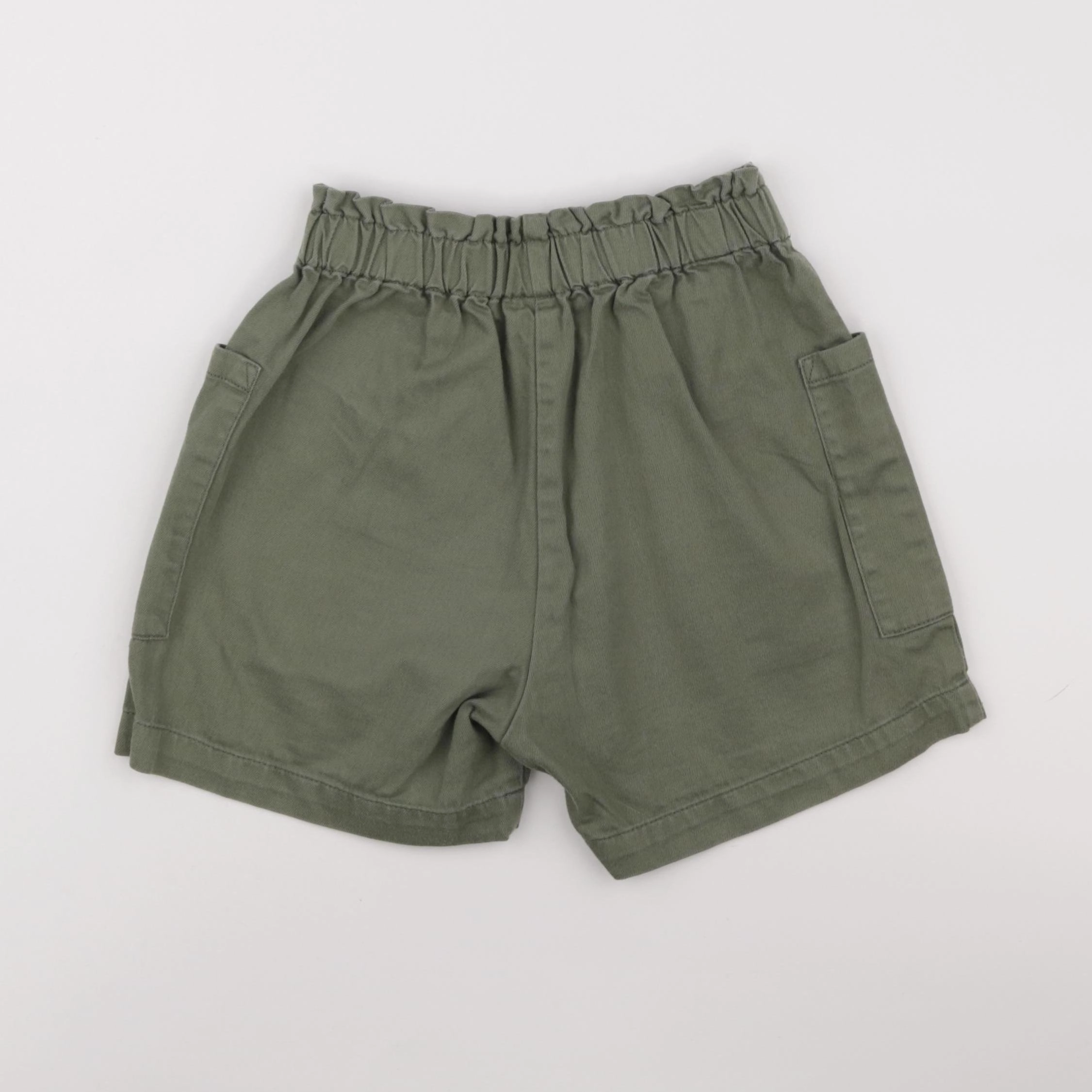 Bonton - short vert - 10 ans