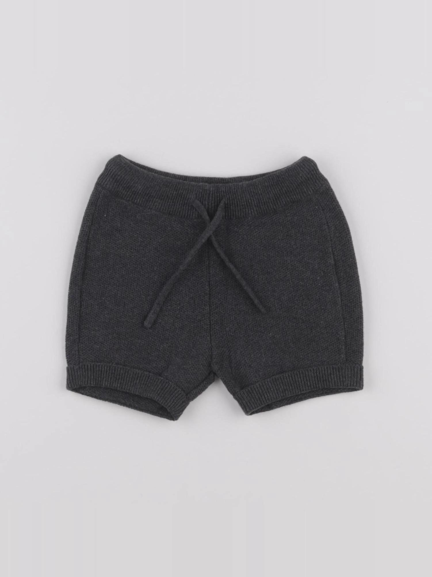 Zara - short gris - 3/6 mois