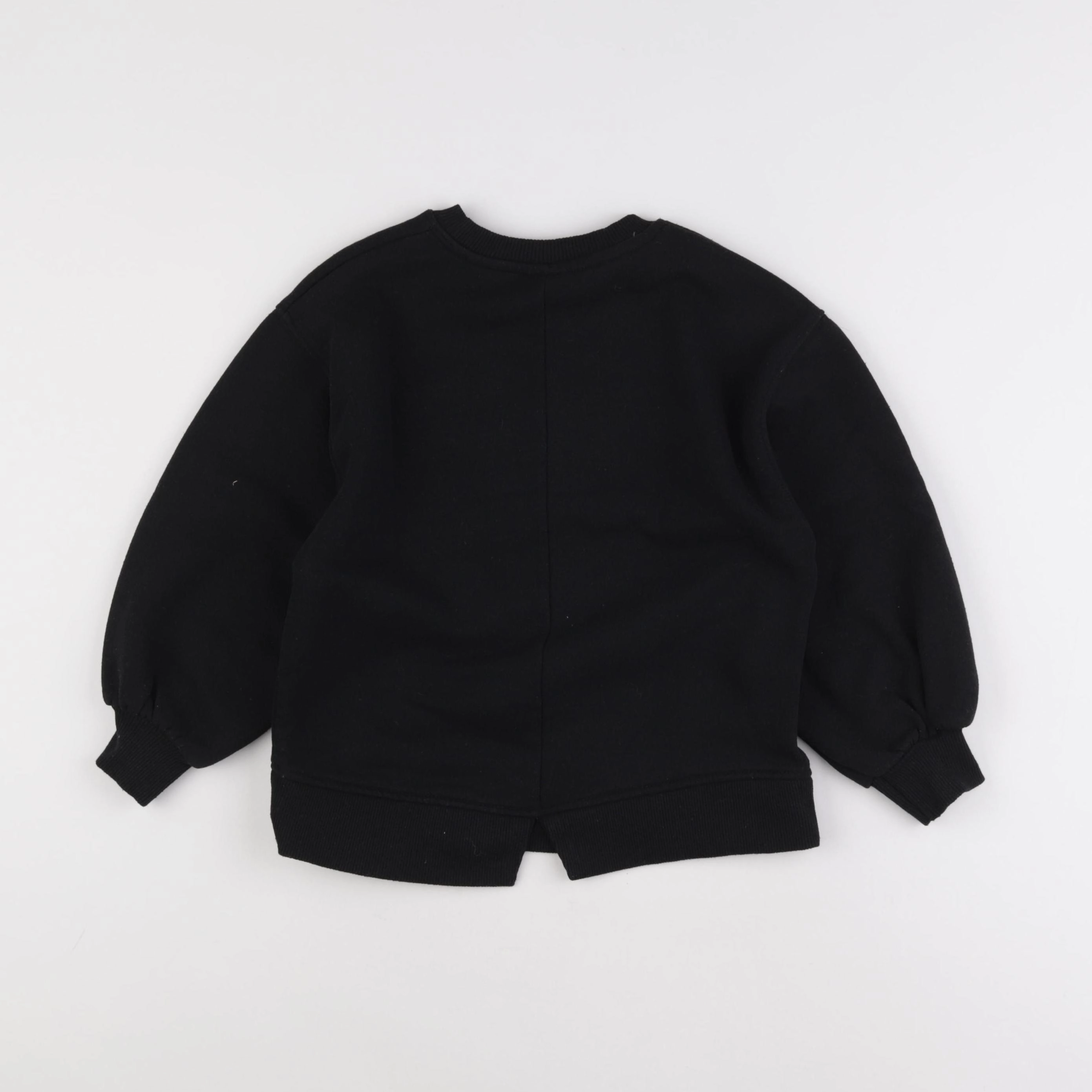 Zara - sweat noir - 7 ans