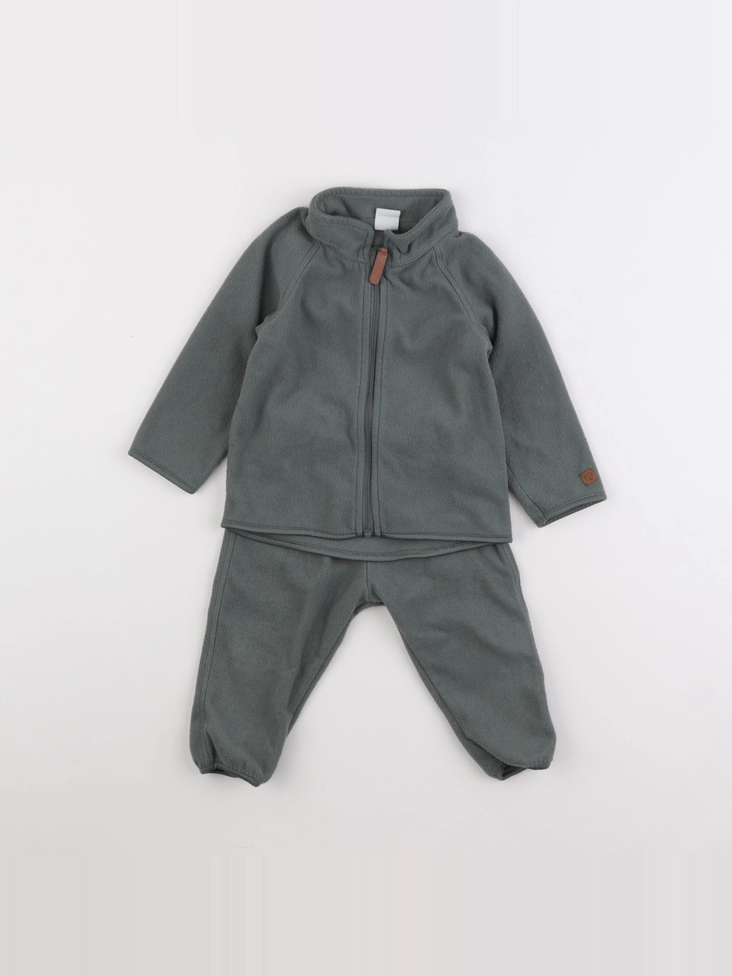 H&M - ensemble vert - 6/9 mois