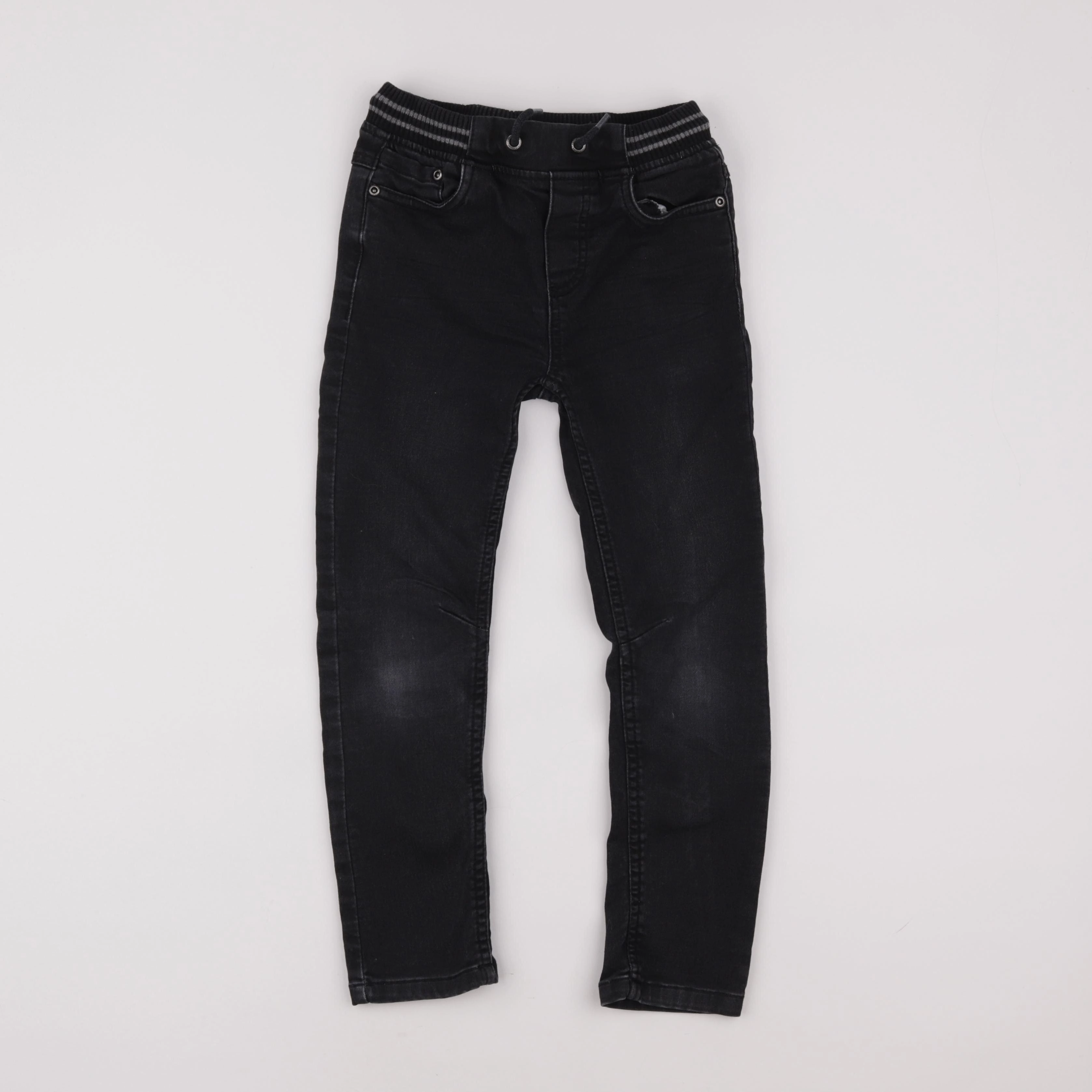 Vertbaudet - jean noir - 7 ans
