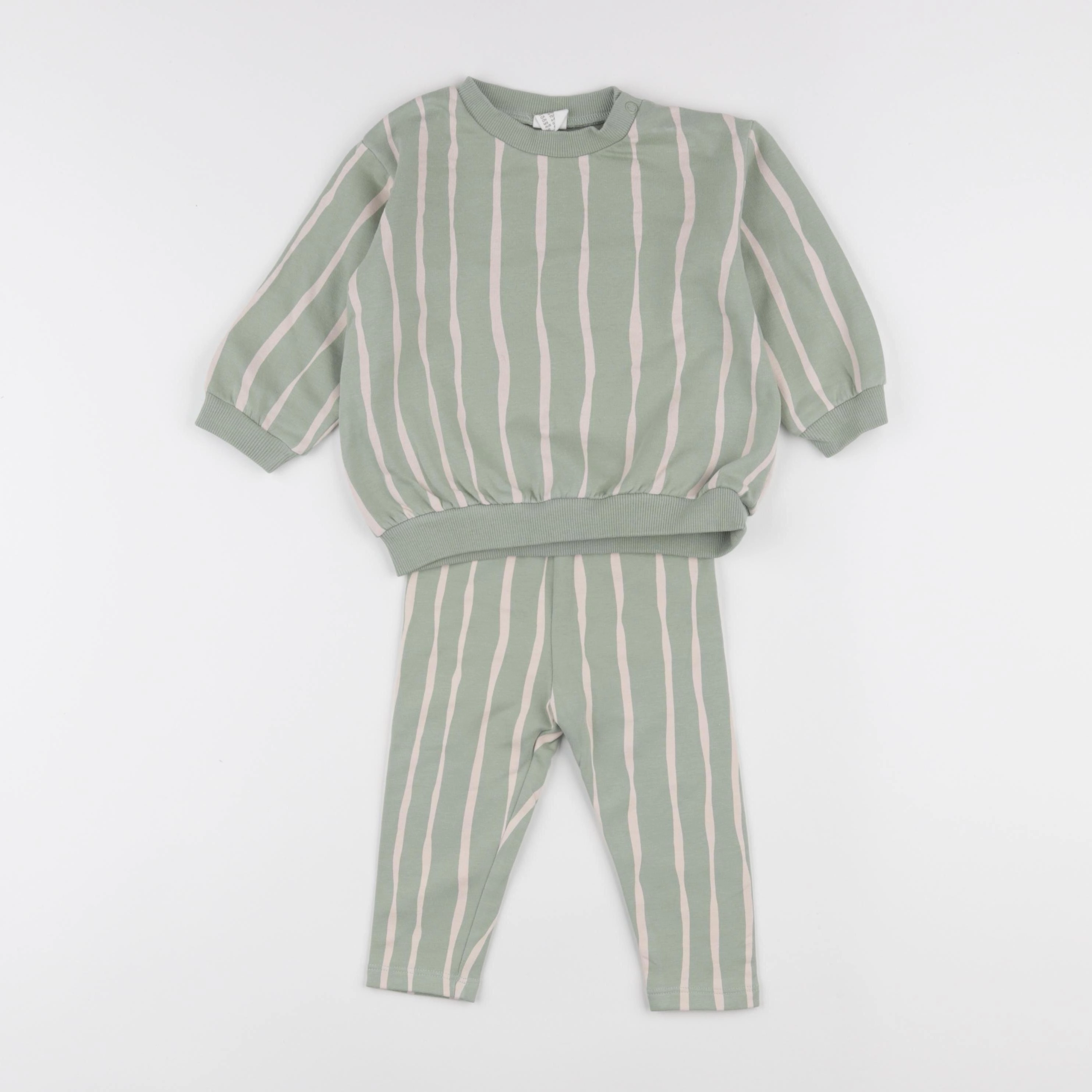H&M - ensemble vert - 6/9 mois