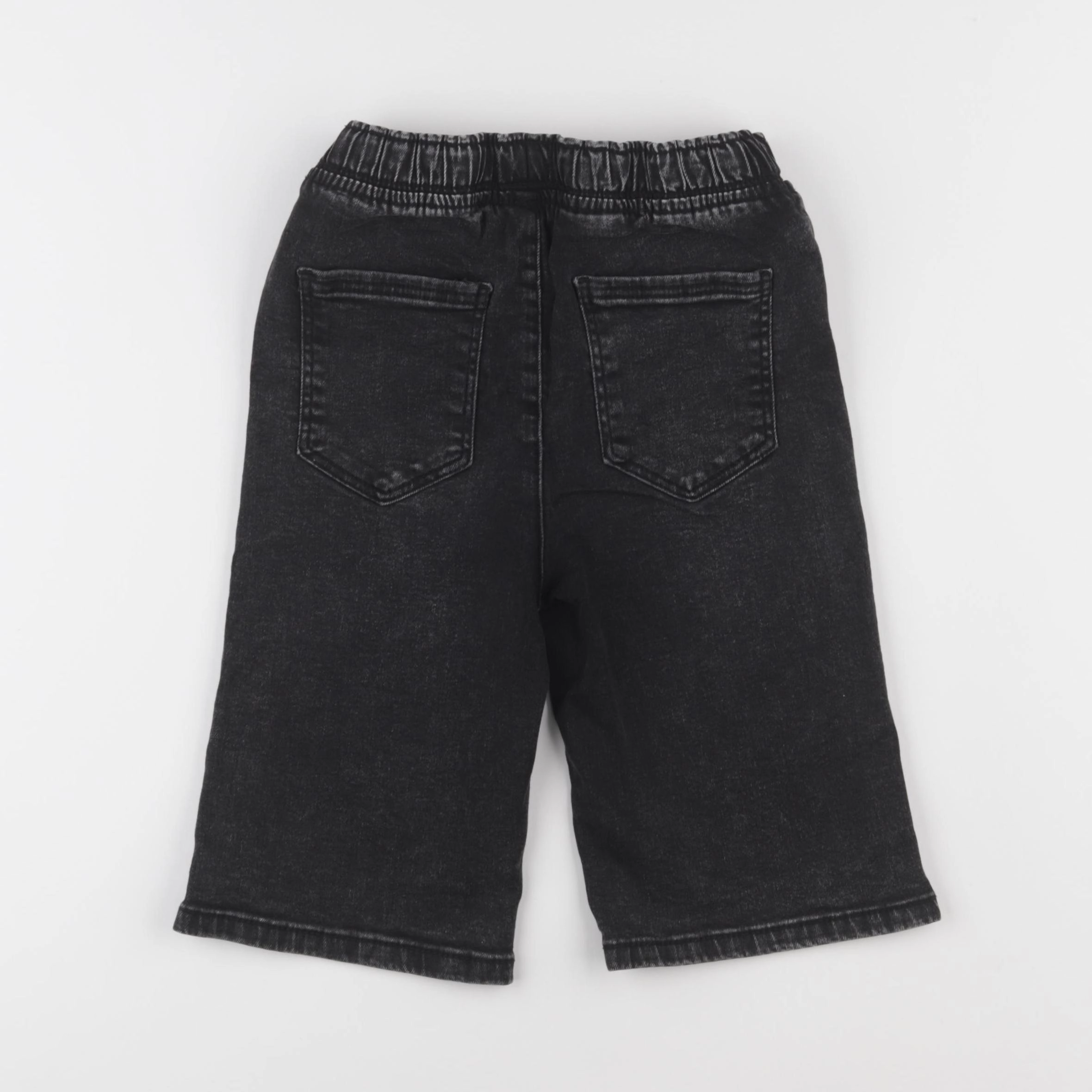 Vertbaudet - short noir - 9 ans