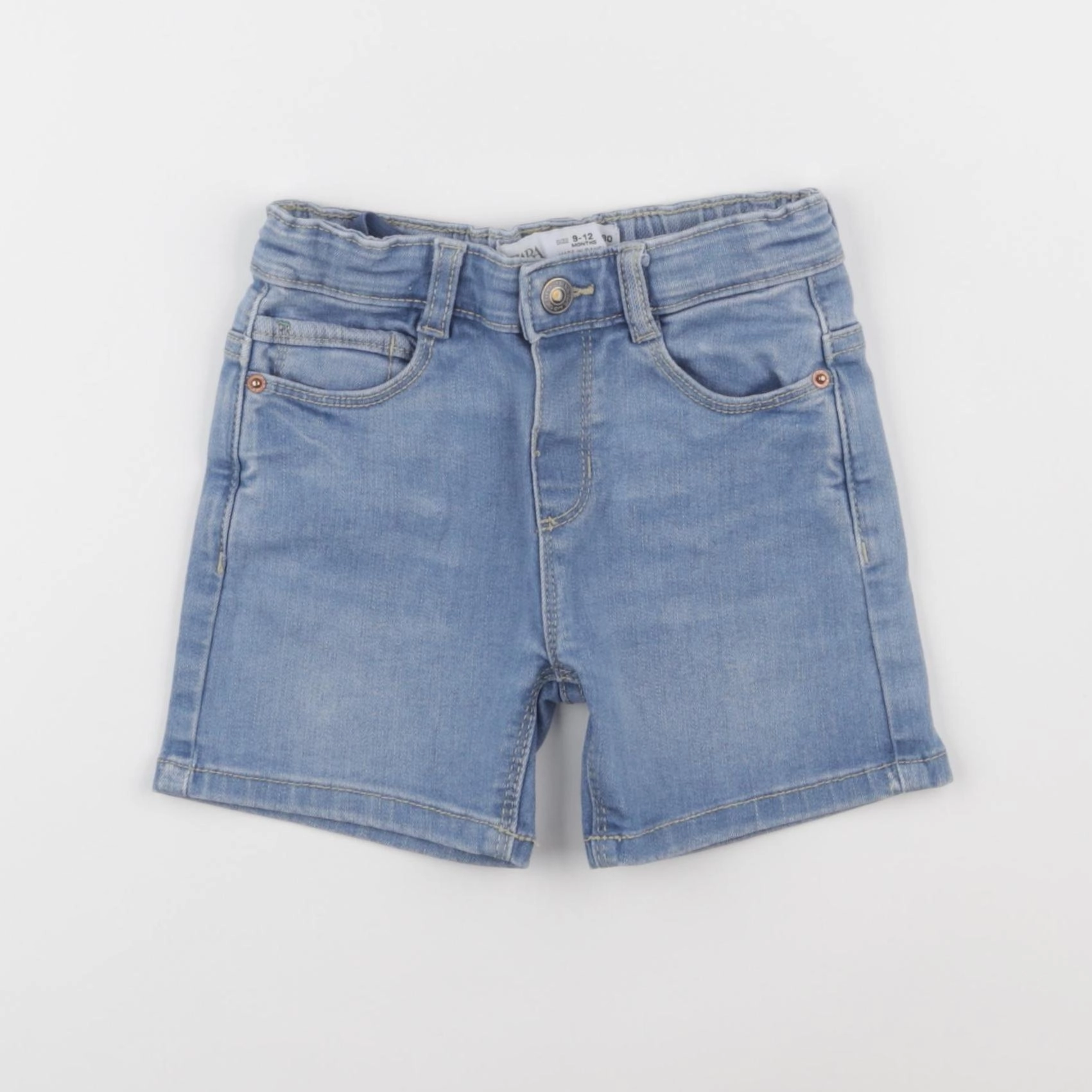 Zara - short bleu - 9/12 mois