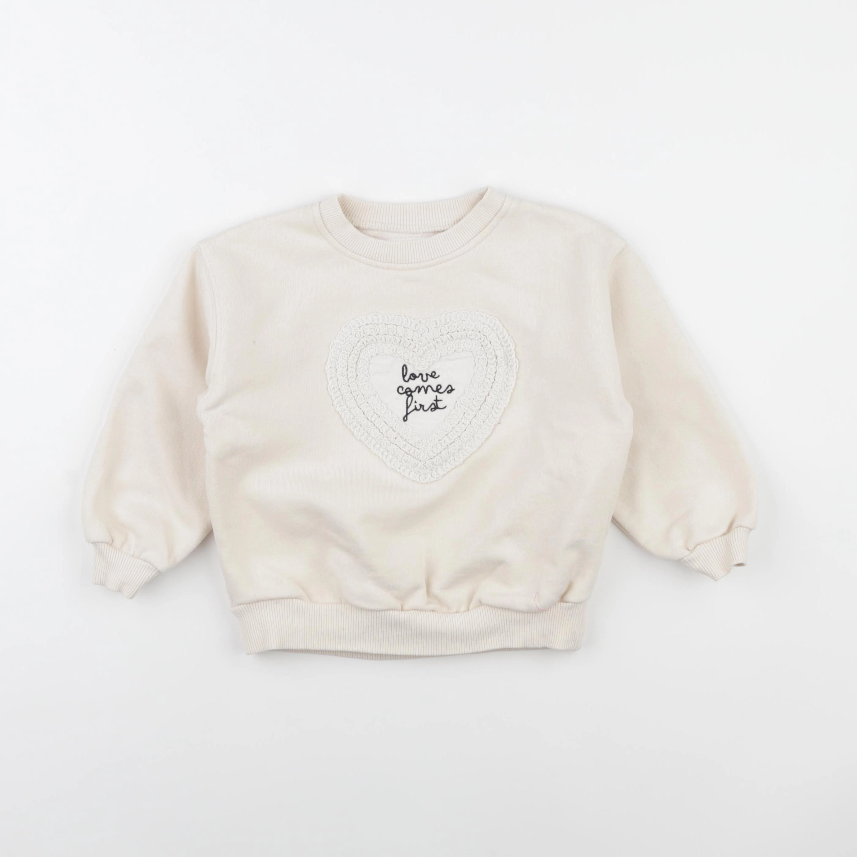 Zara - sweat beige - 4 ans