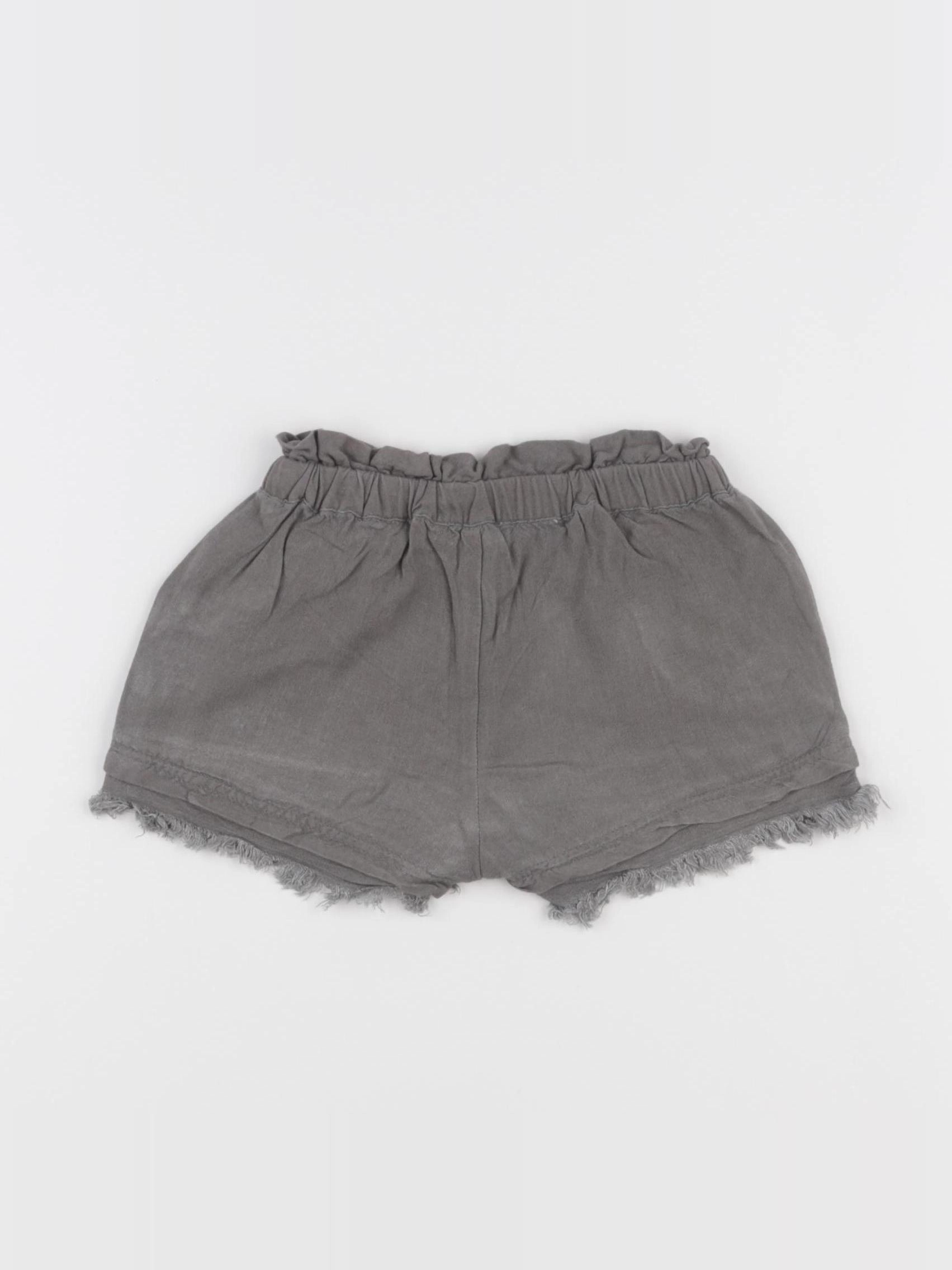 IKKS - short vert - 6 mois