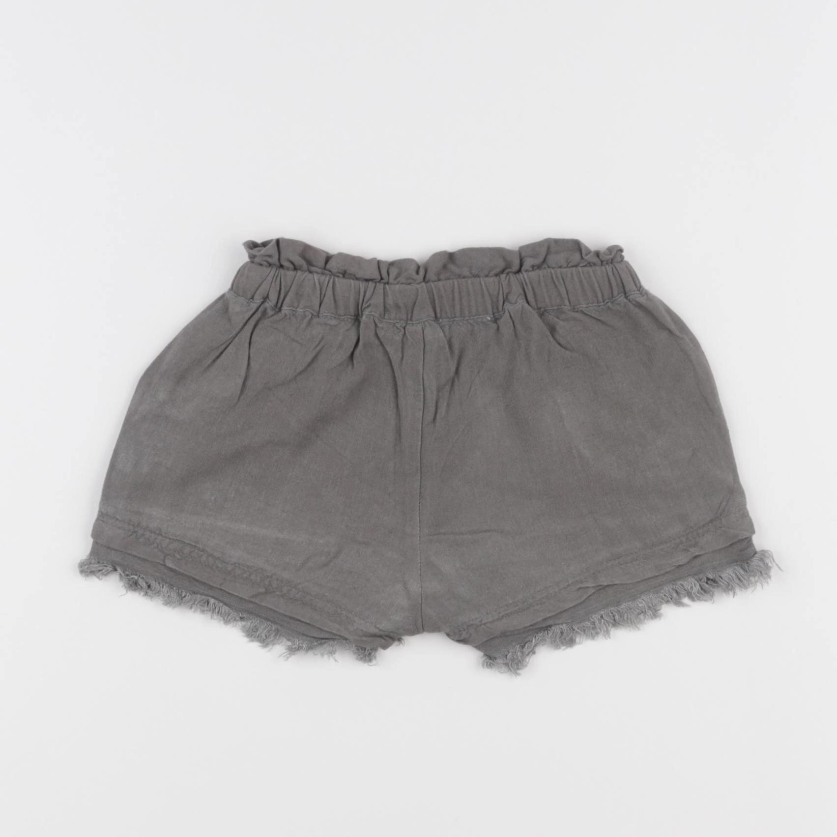 IKKS - short vert - 6 mois