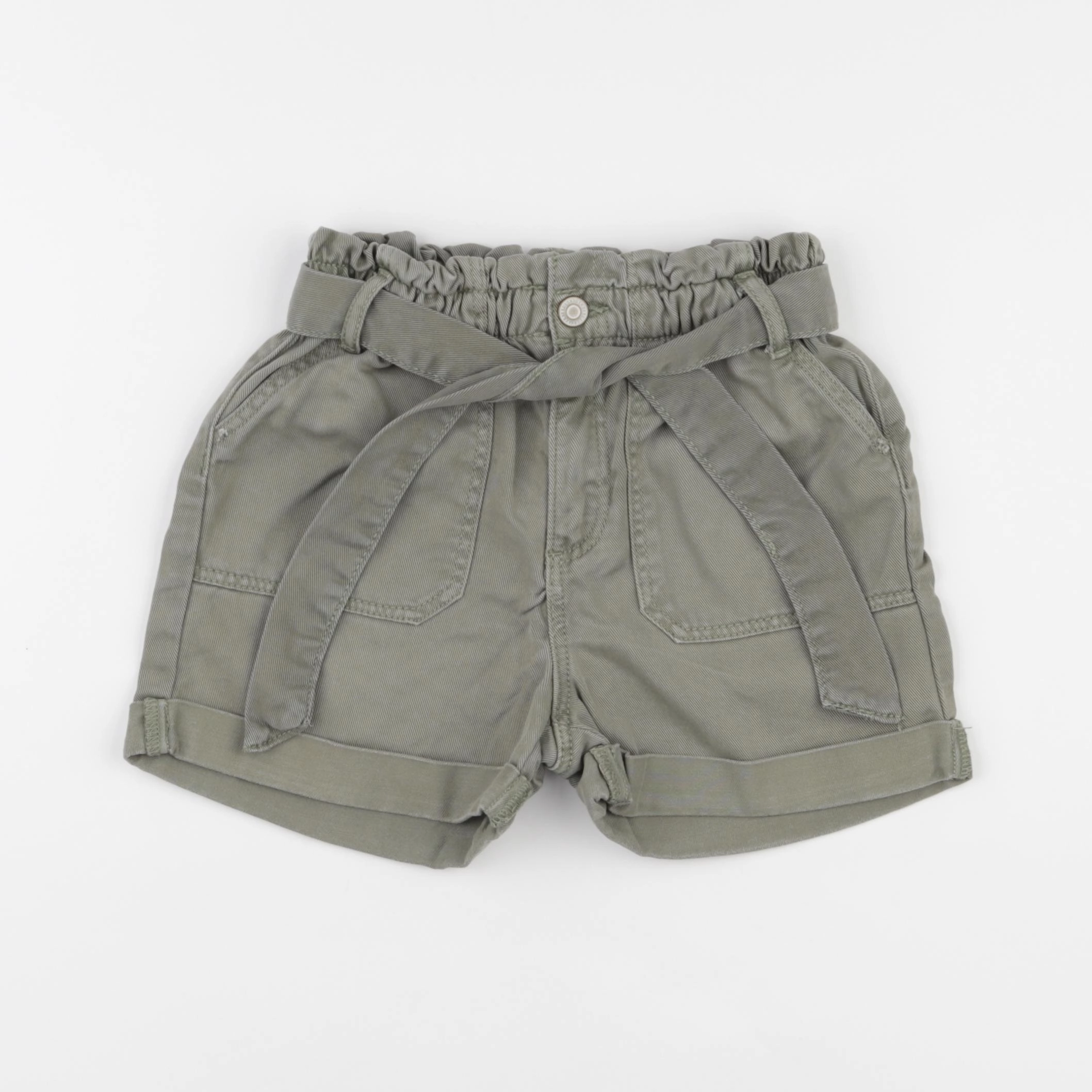 Vertbaudet - short vert - 7 ans