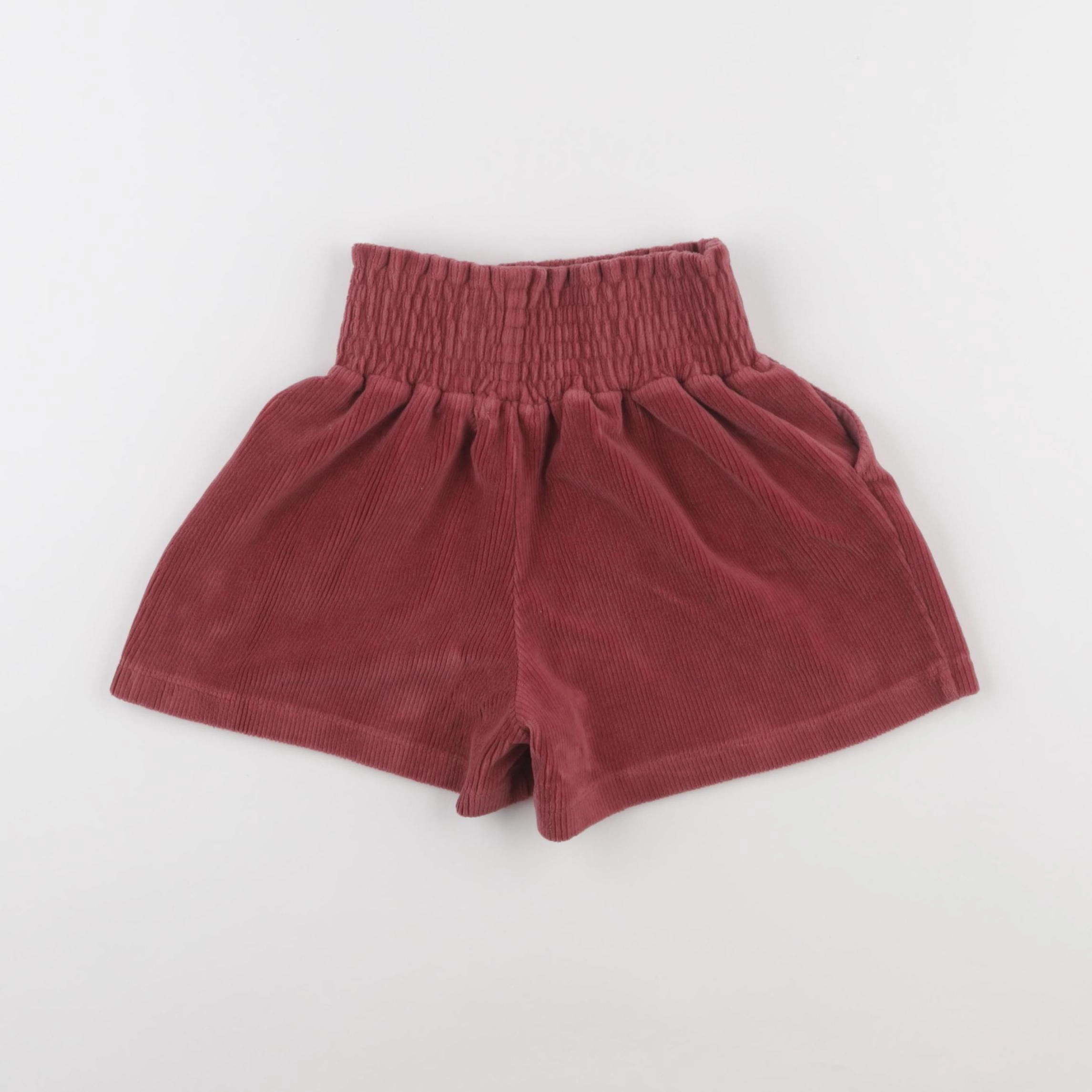 Vertbaudet - short rouge - 5 ans
