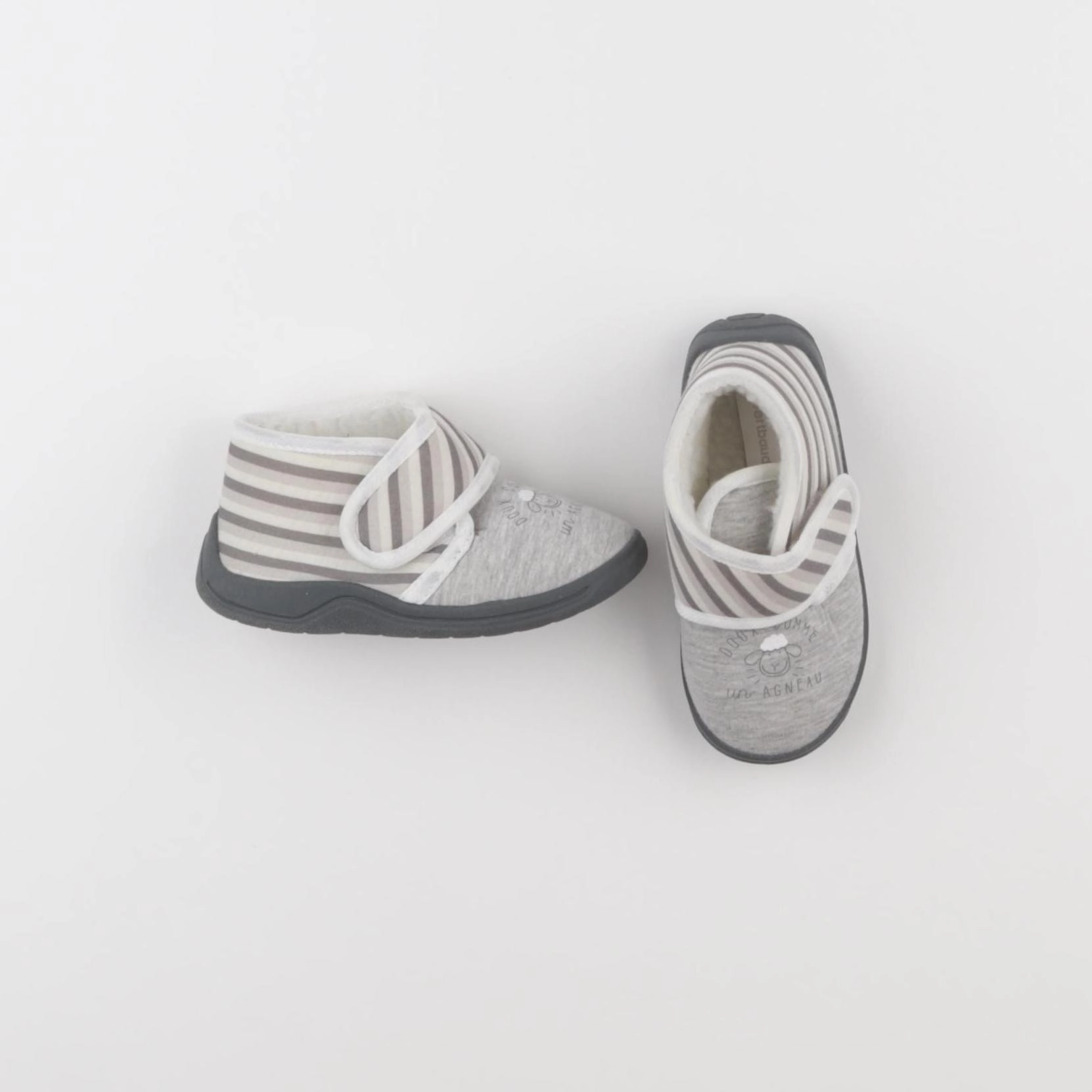 Vertbaudet - chaussons gris - pointure 26