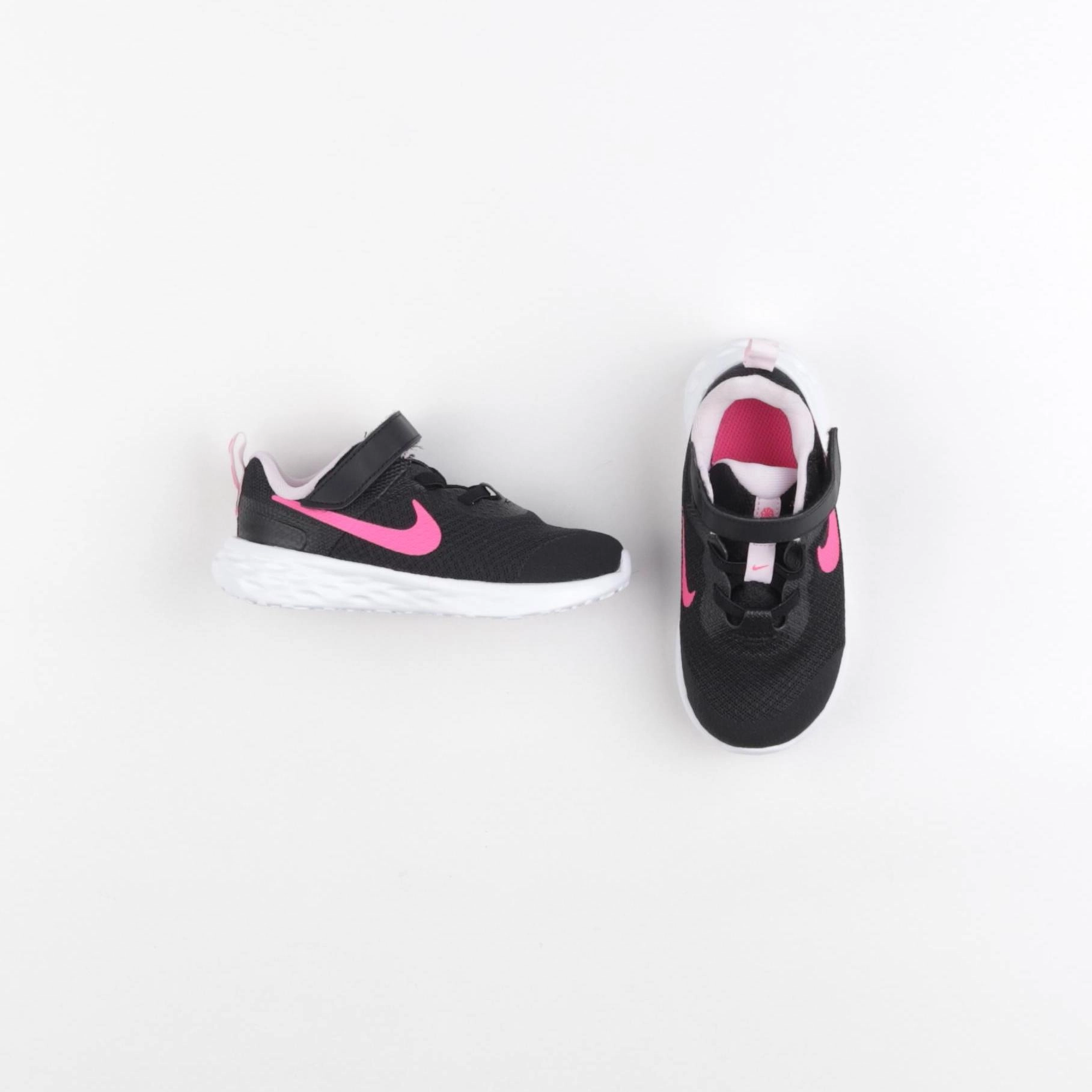 Nike - baskets noir - pointure 26