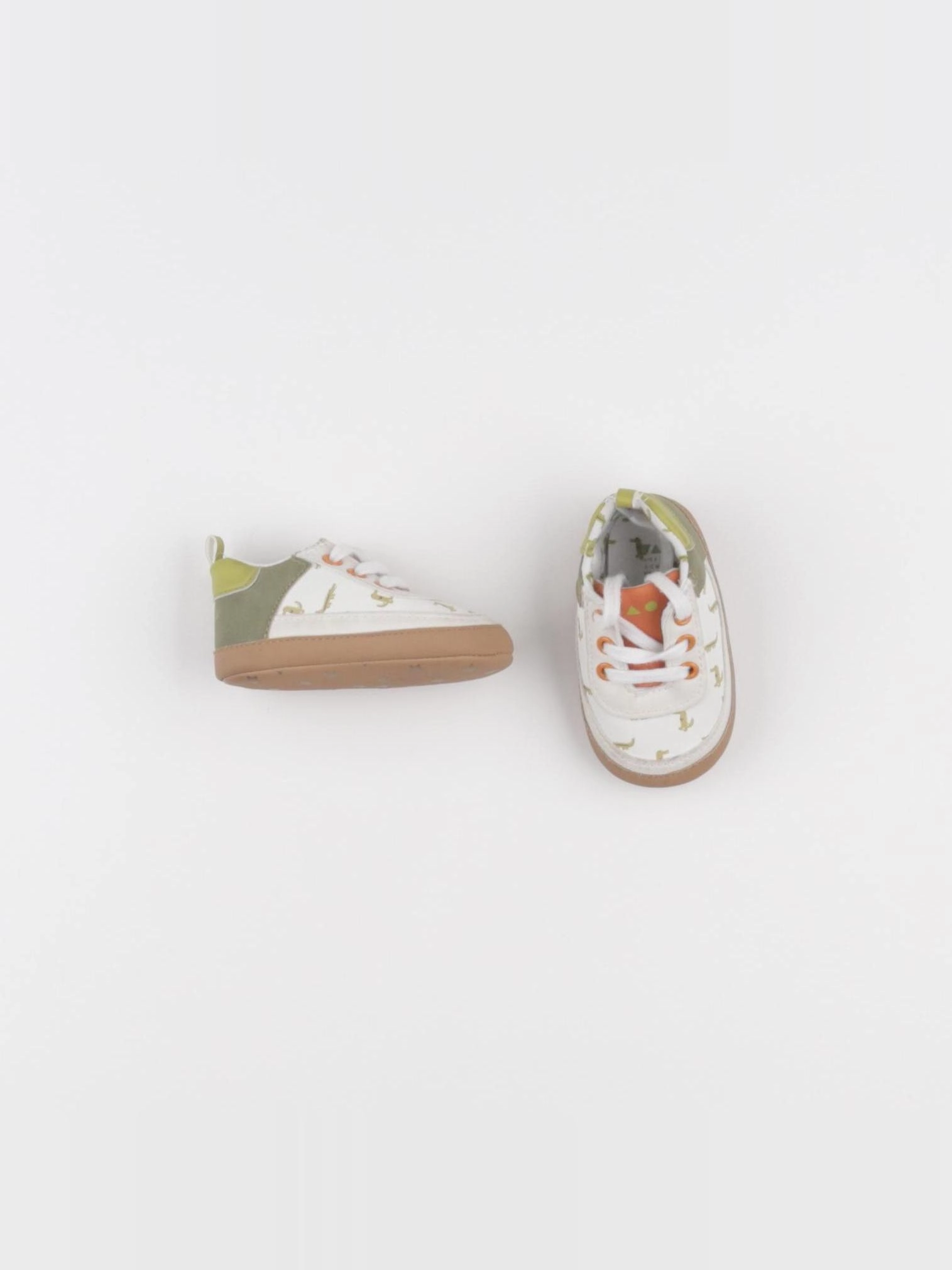 Tape à l'oeil - chaussons blanc - pointure 18/19