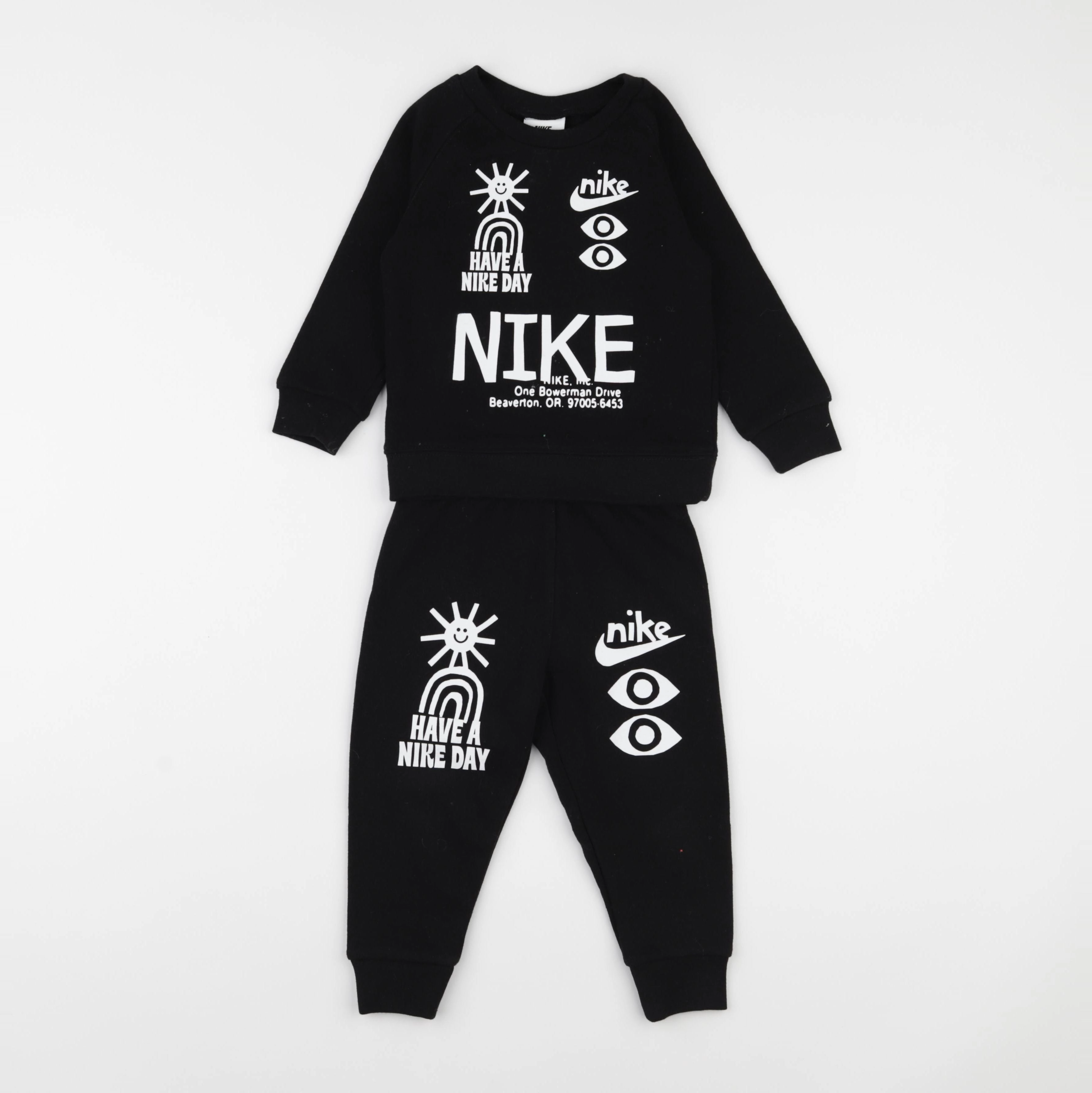 Nike - ensemble noir - 18 mois