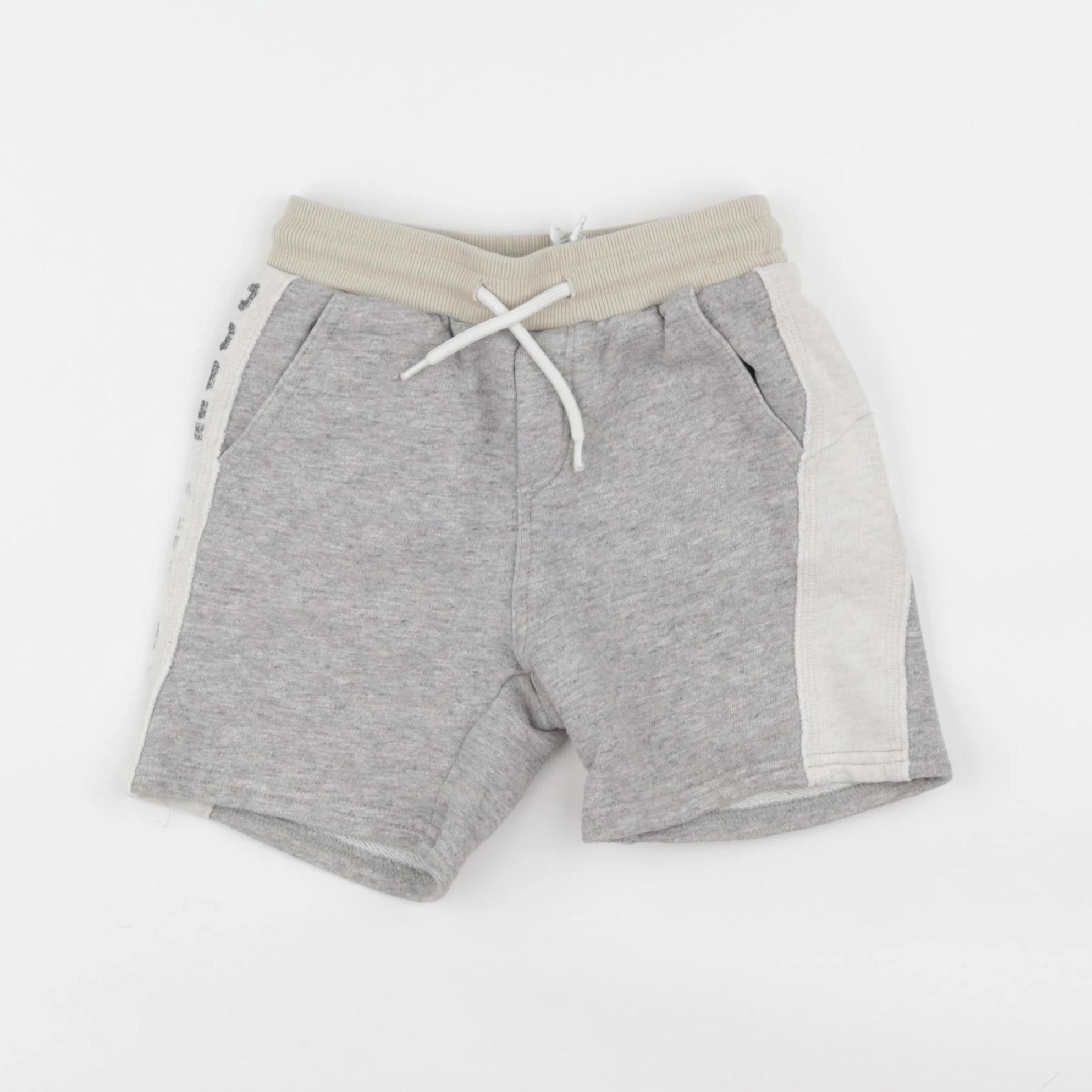 IKKS - short gris - 5 ans
