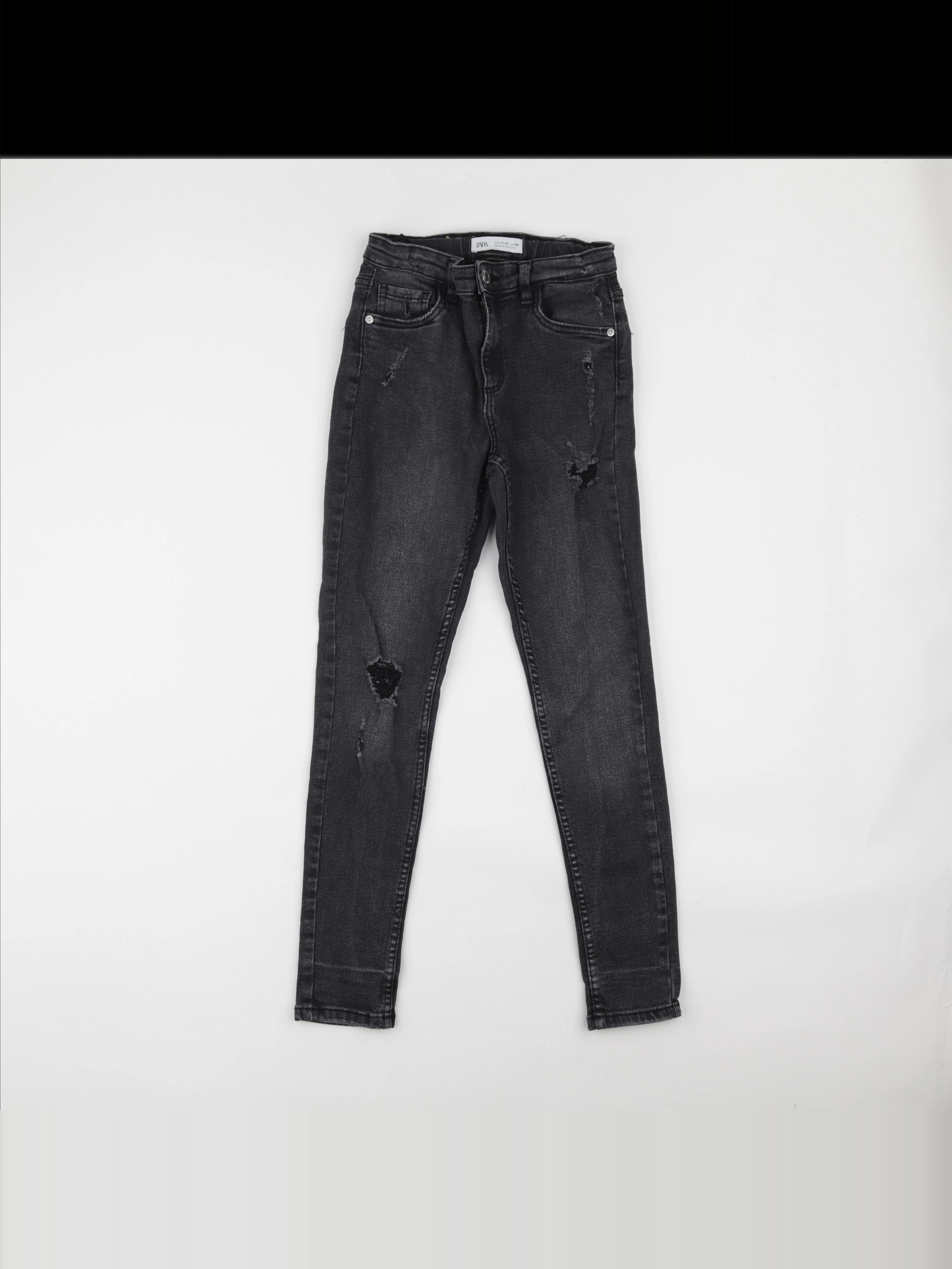 Zara - jean noir - 11/12 ans