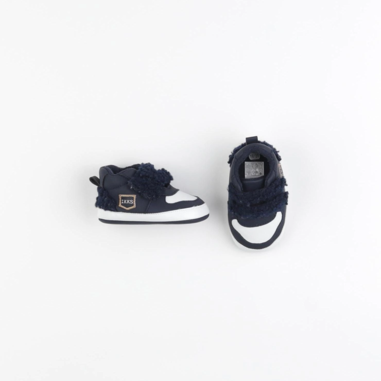 IKKS - chaussons bleu - pointure 19/20