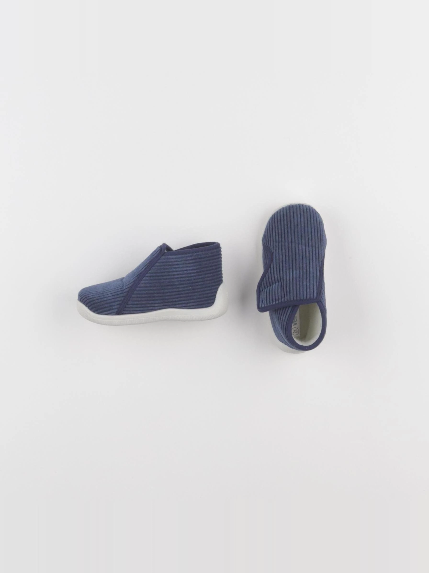 Vertbaudet - chaussons bleu - pointure 23
