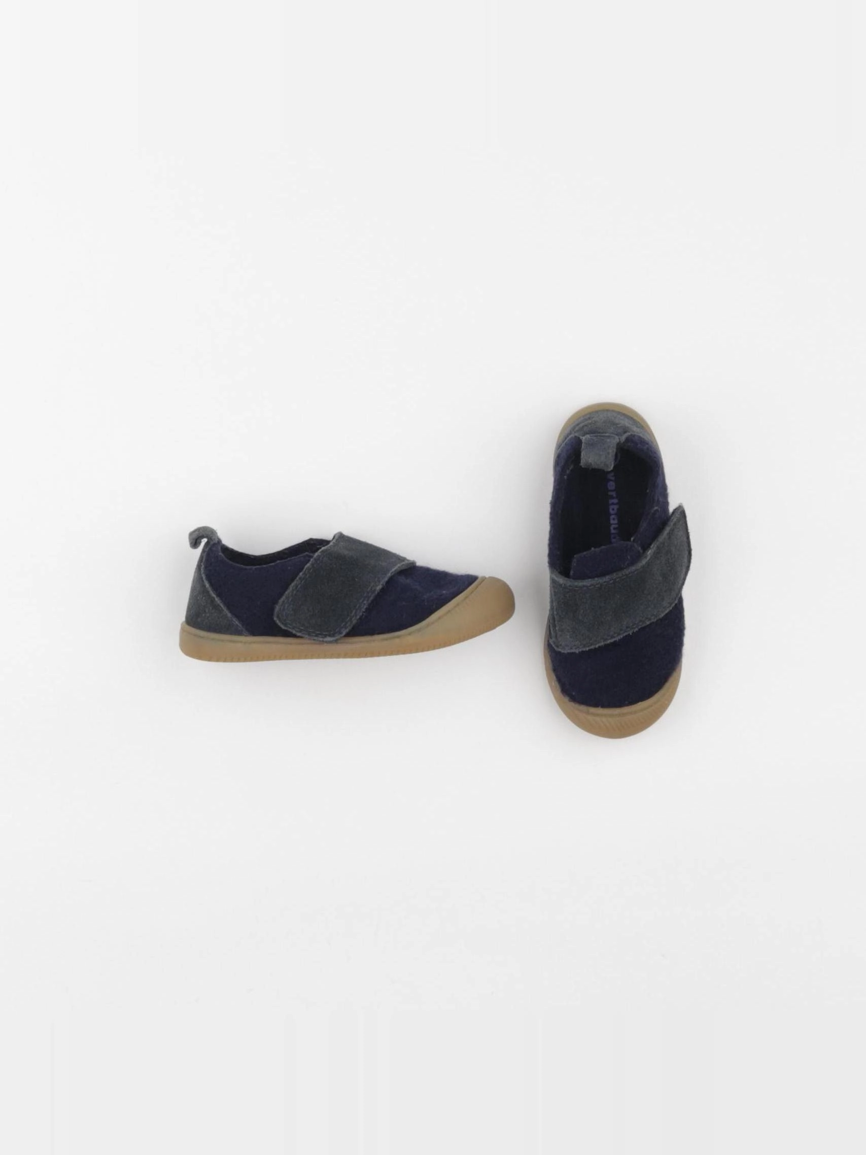 Vertbaudet - chaussons gris - pointure 22