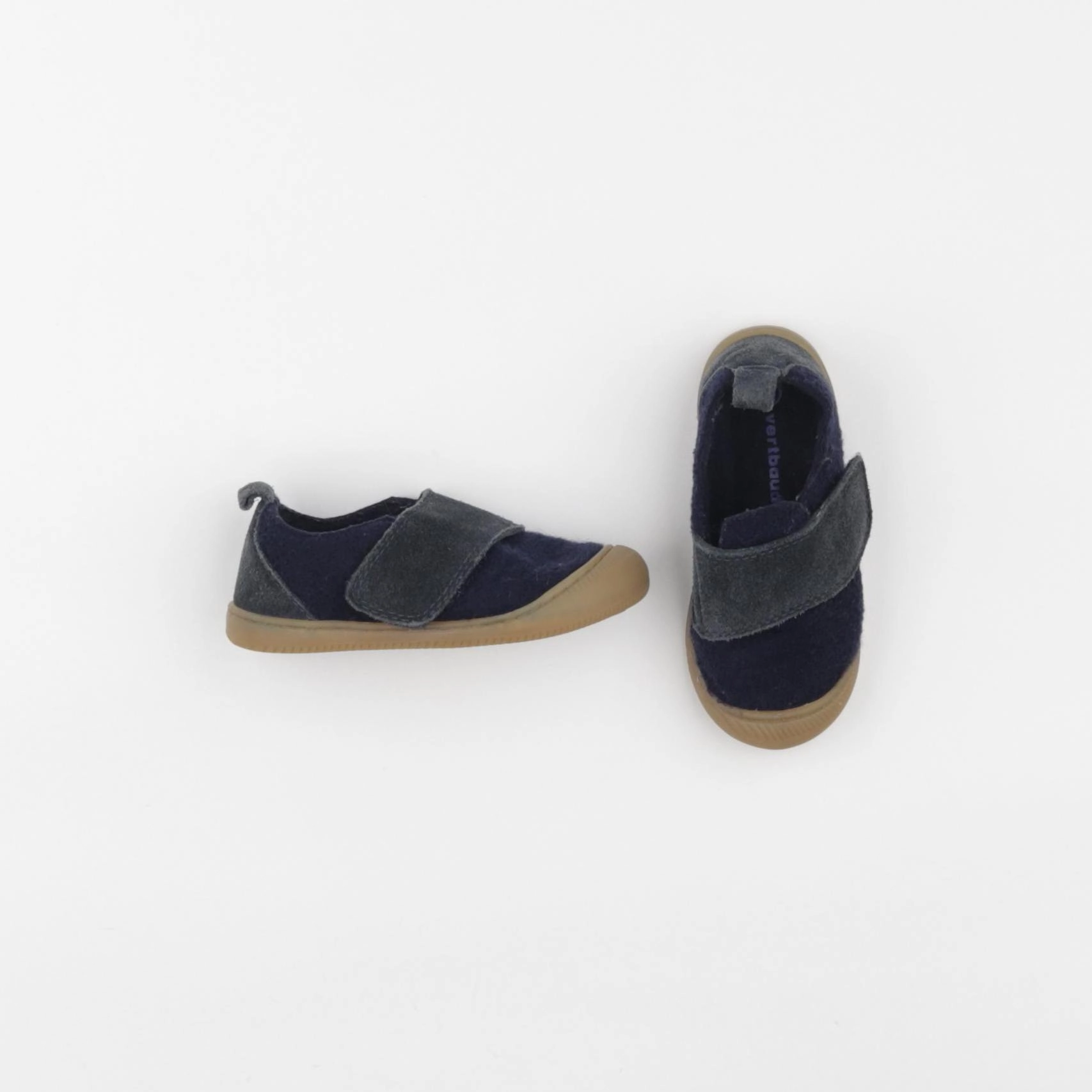 Vertbaudet - chaussons gris - pointure 22