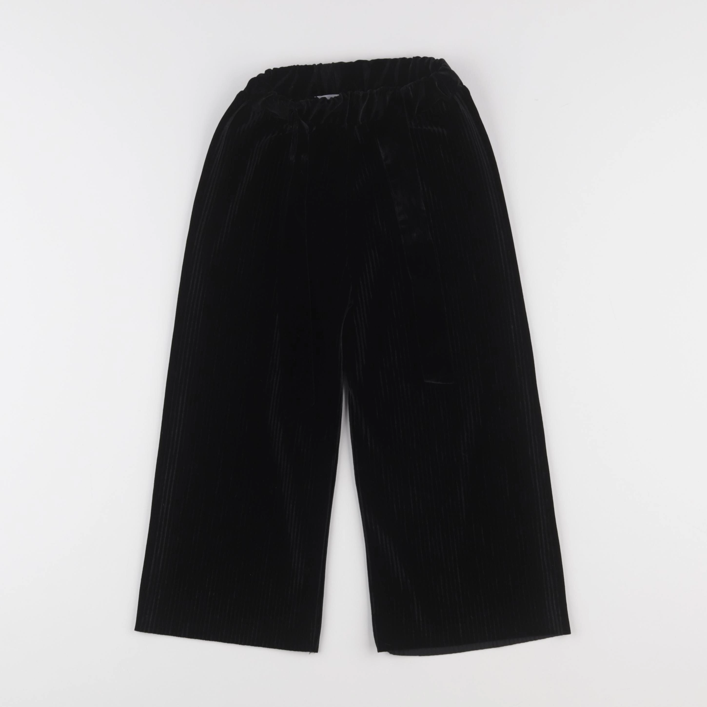 Zara - pantalon noir - 6 ans